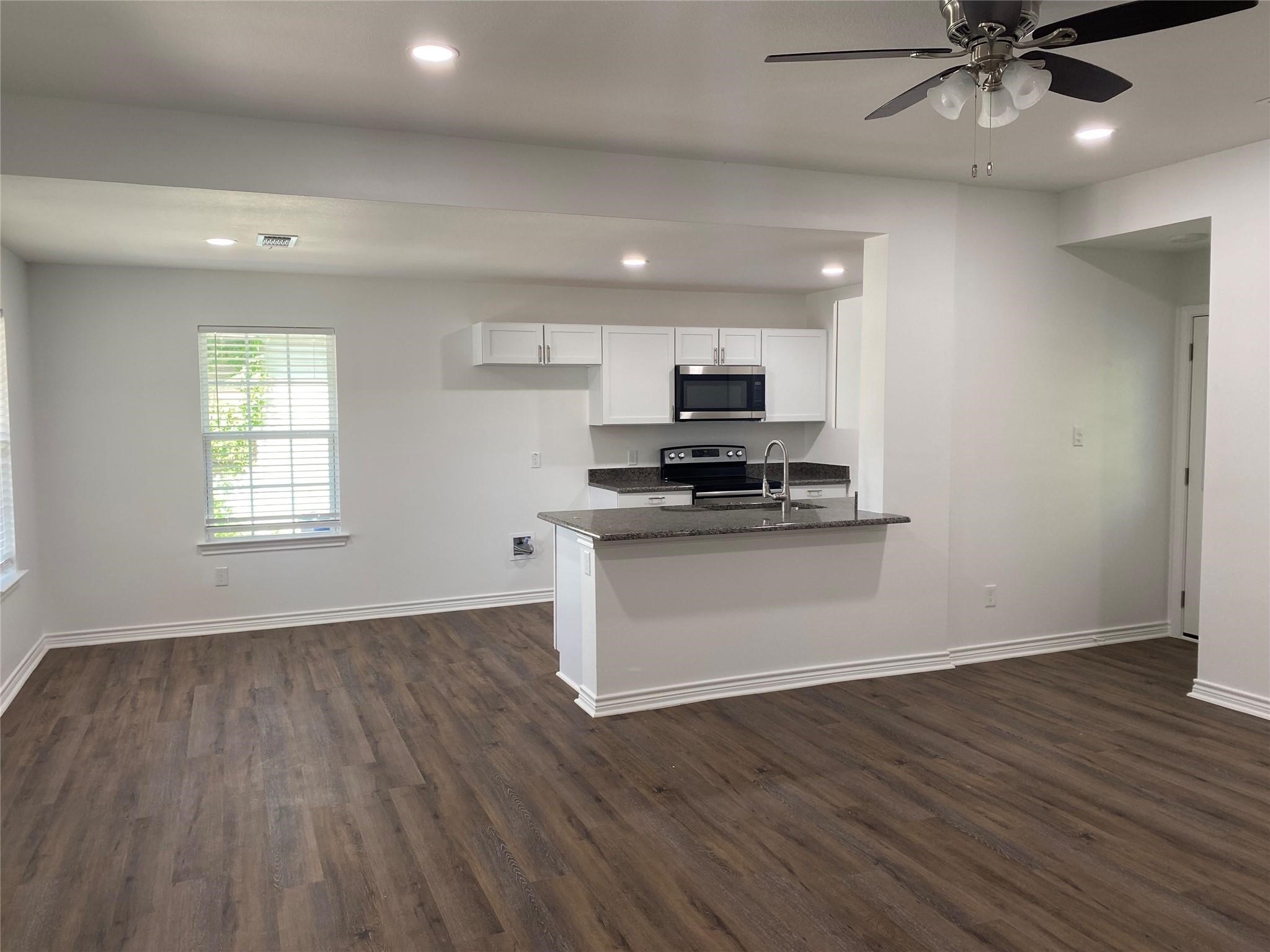 521 E Sears Street Denison TX 75021