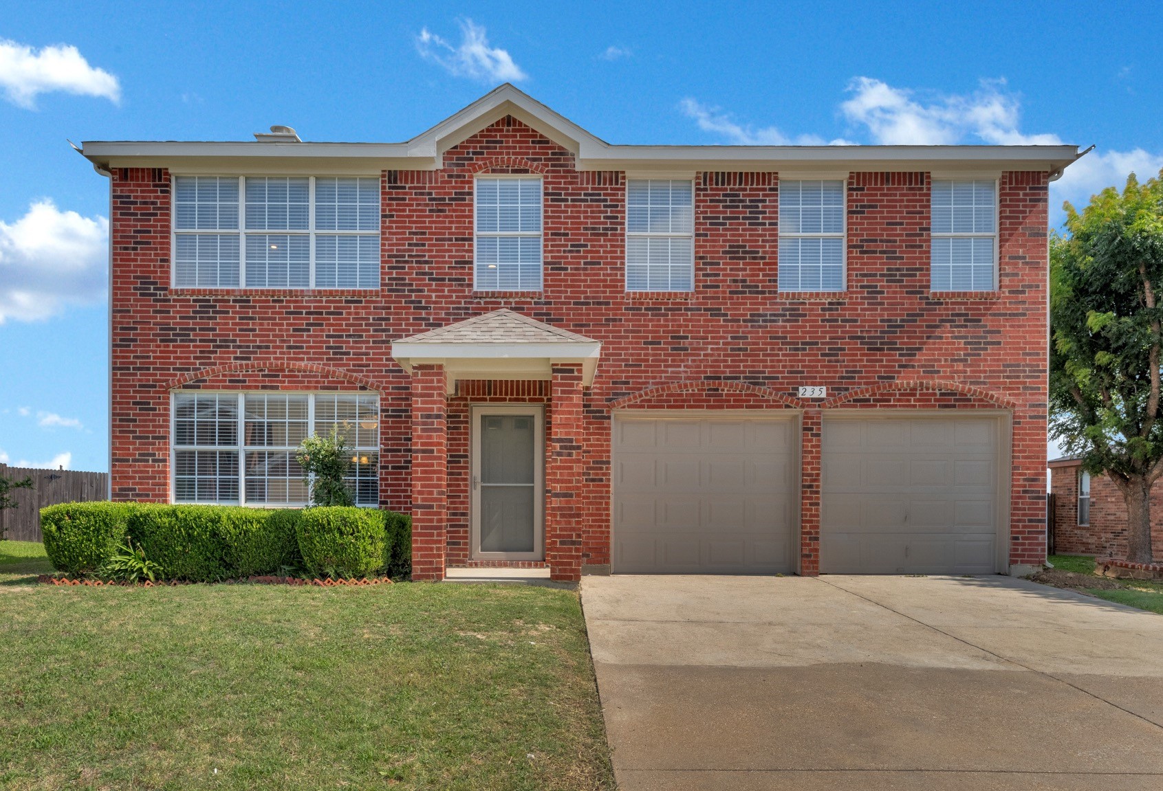 235 Yale Boulevard Glenn Heights TX 75154