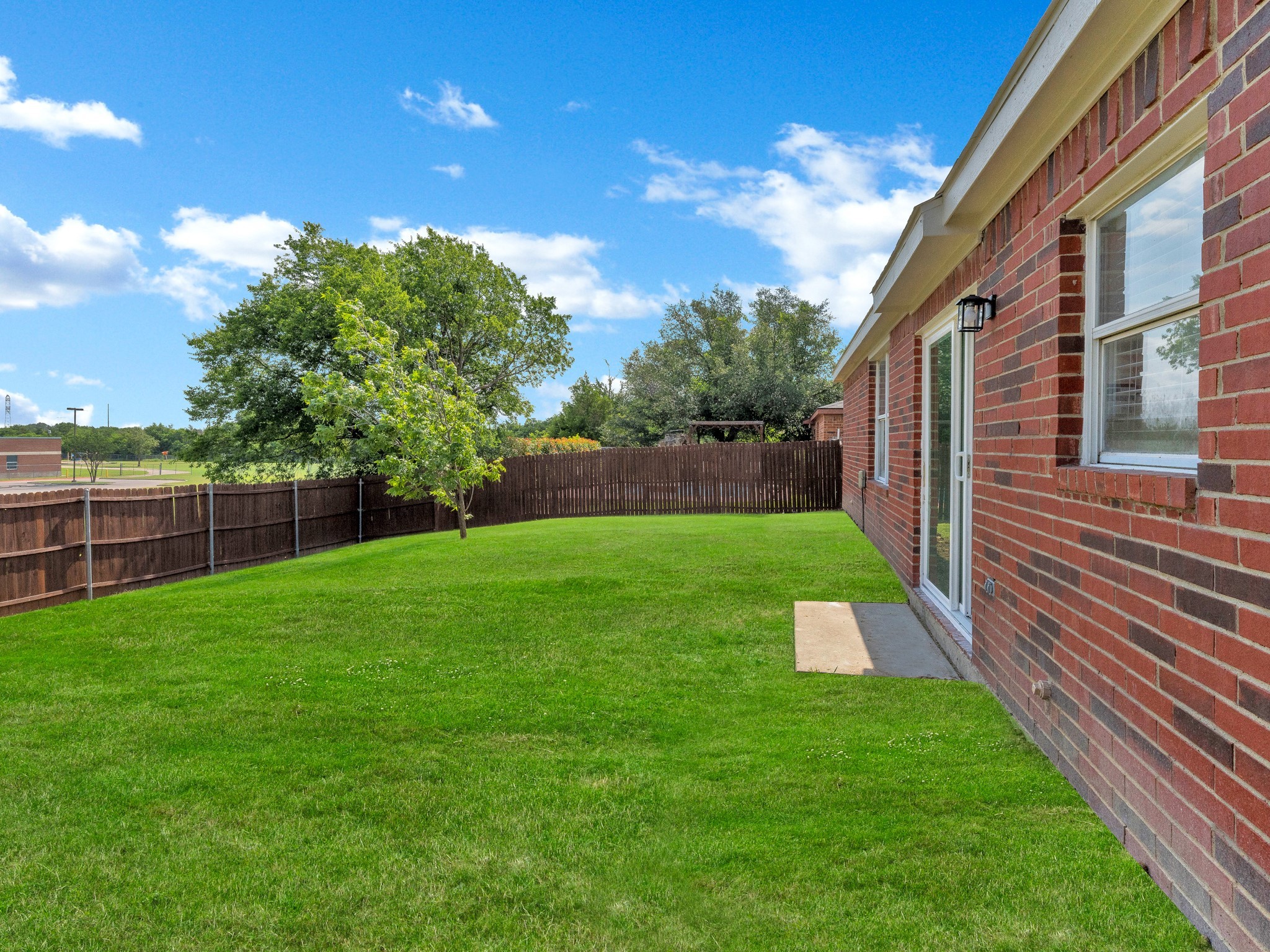 235 Yale Boulevard Glenn Heights TX 75154