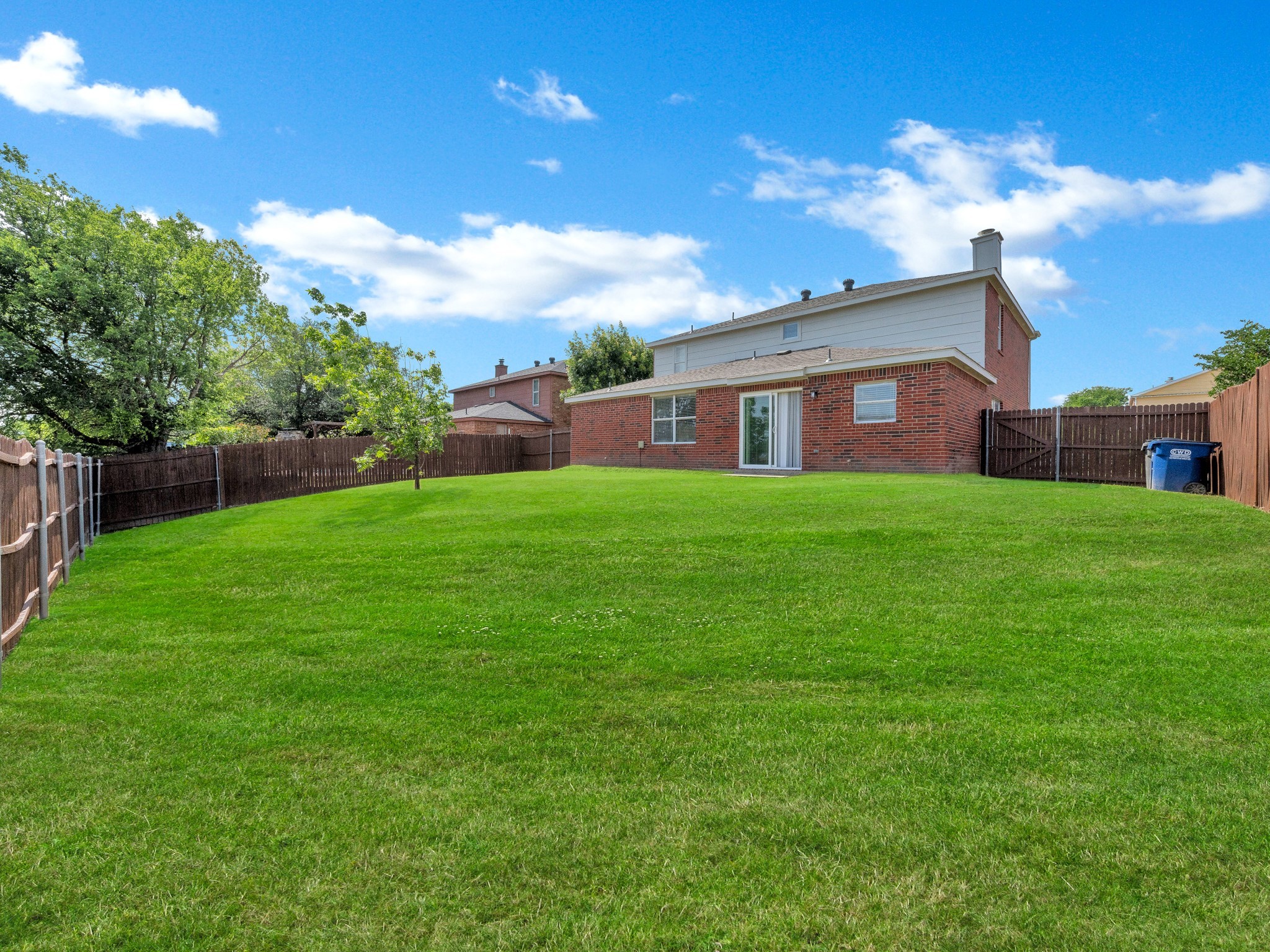 235 Yale Boulevard Glenn Heights TX 75154