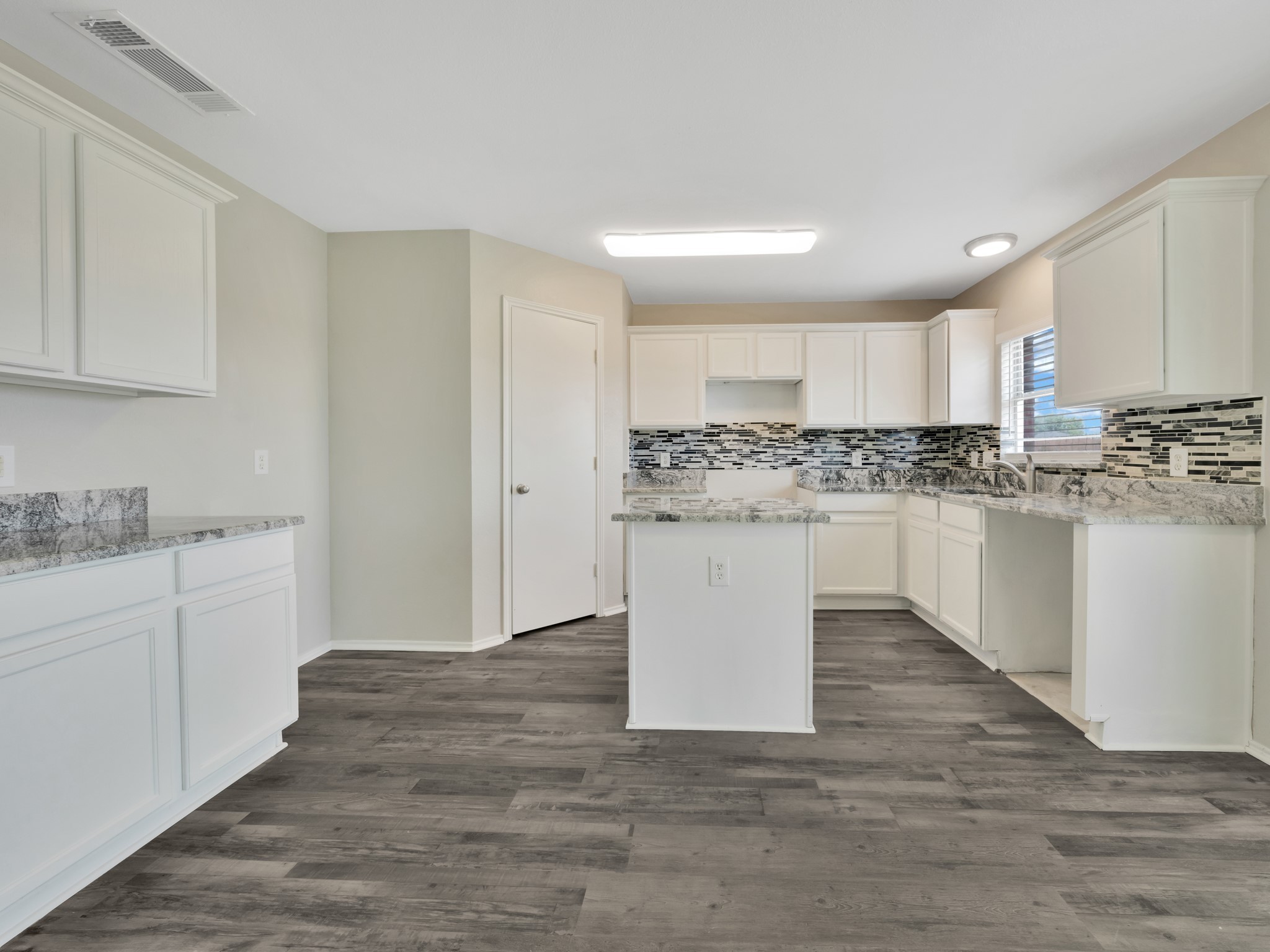 235 Yale Boulevard Glenn Heights TX 75154