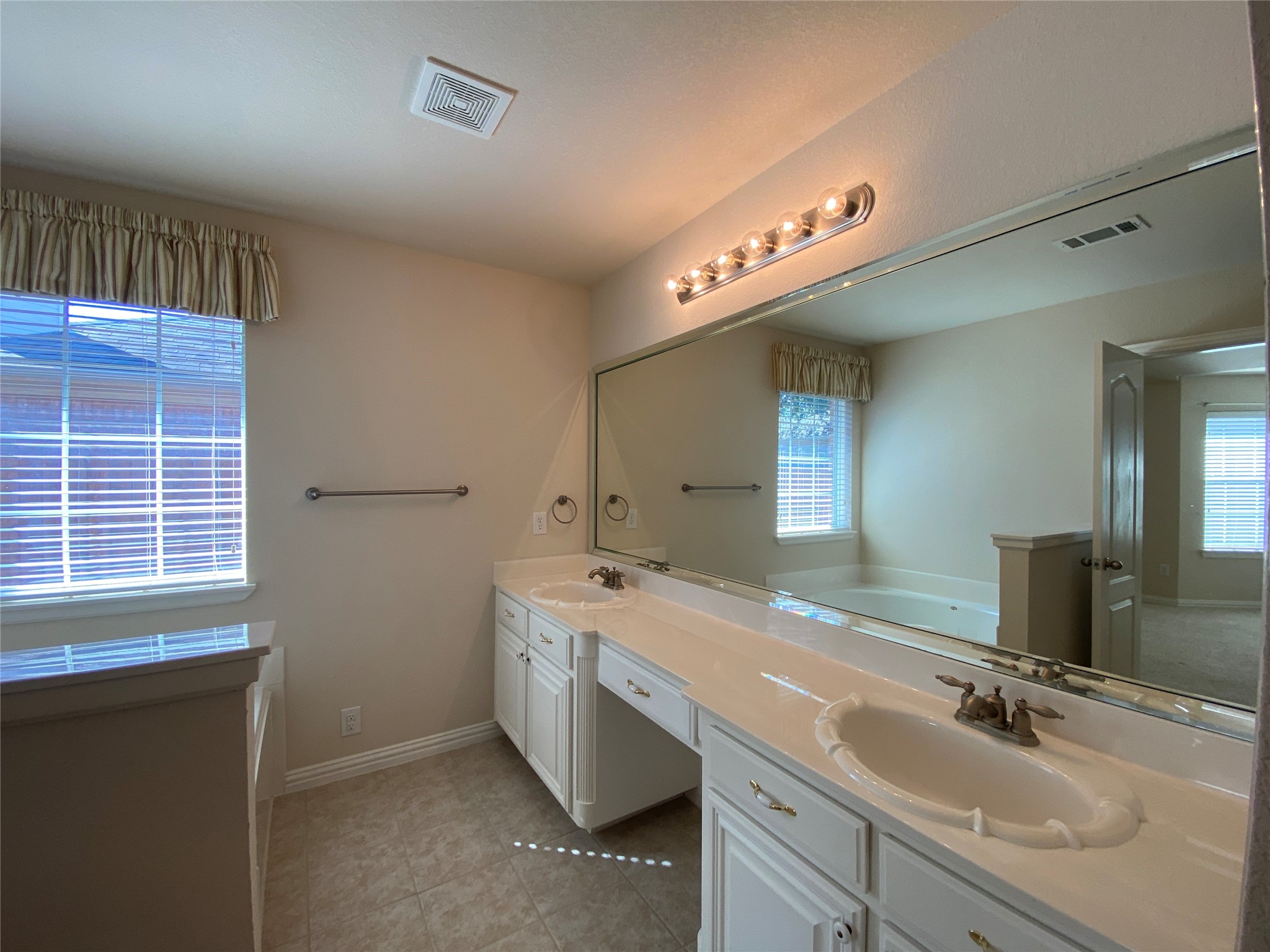 1835 Woodchase Drive Fort Worth TX 76120
