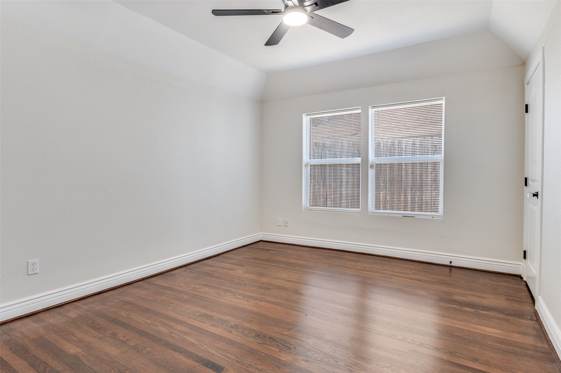 1631 Homewood Place Dallas TX 75224