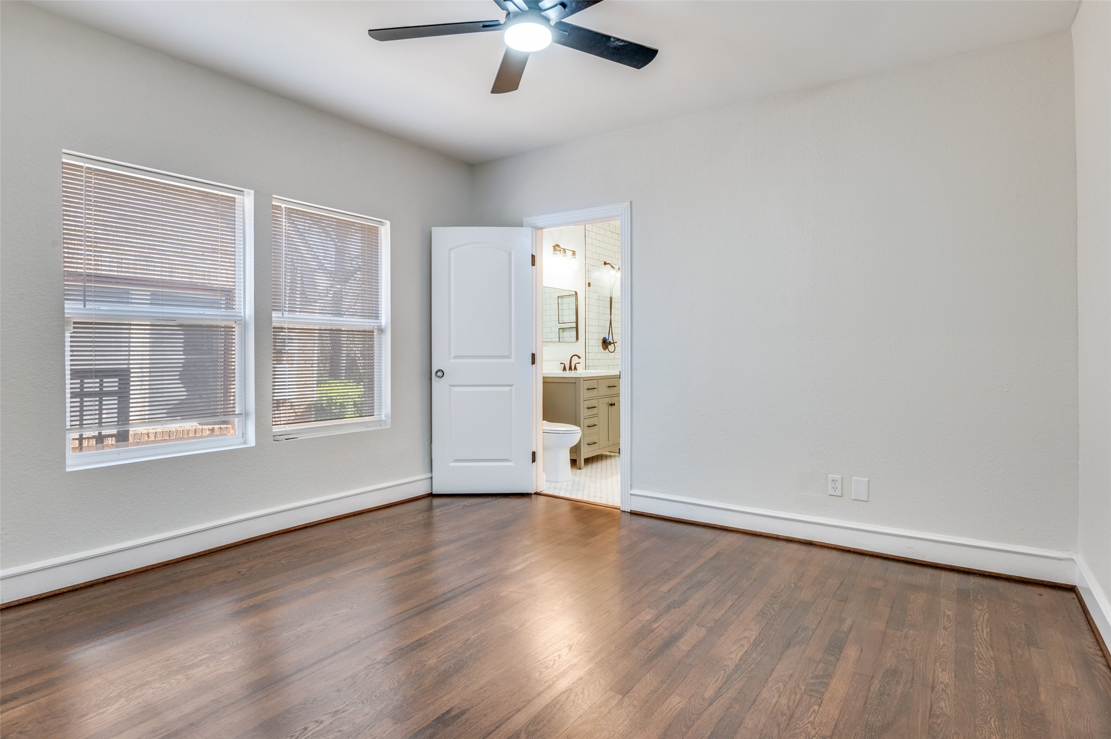 1631 Homewood Place Dallas TX 75224