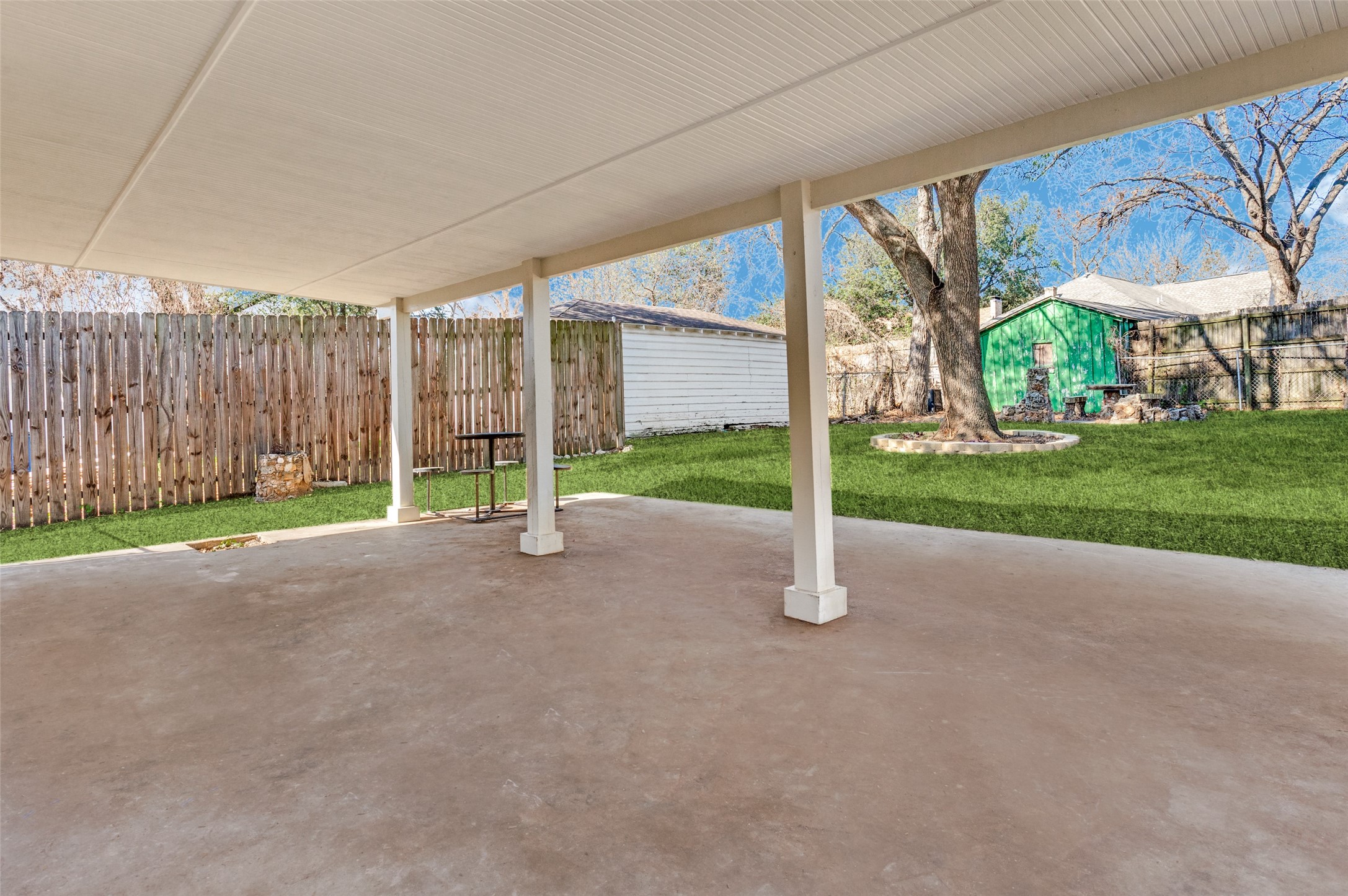 1631 Homewood Place Dallas TX 75224