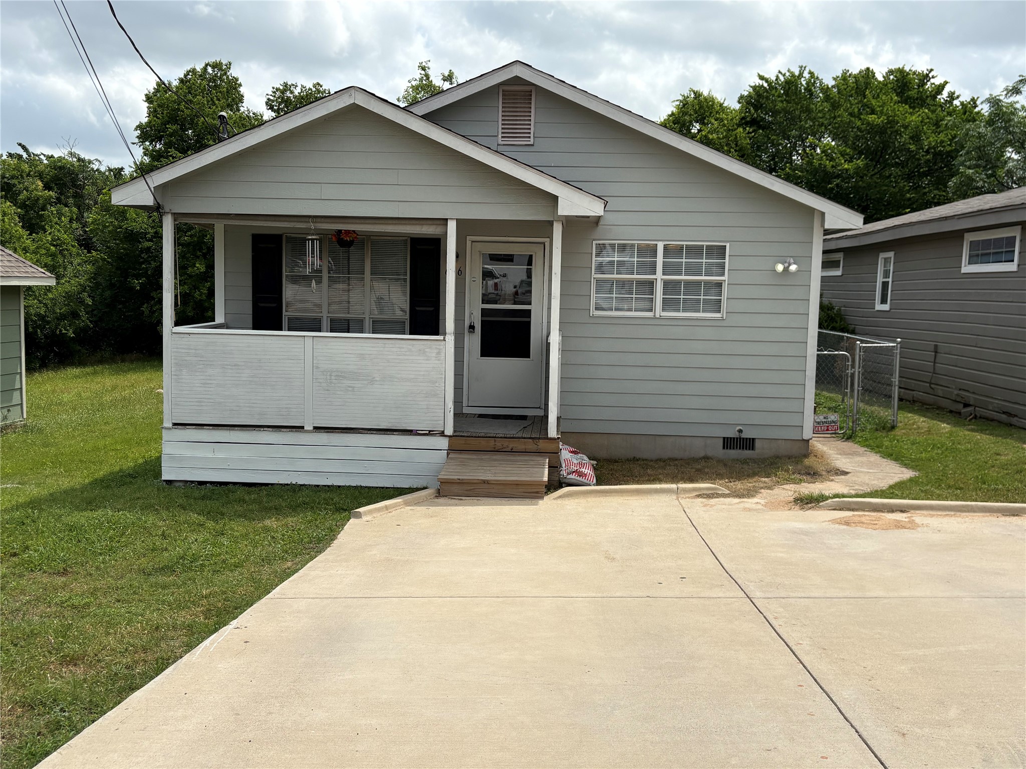 616 N 7th Street Midlothian TX 76065