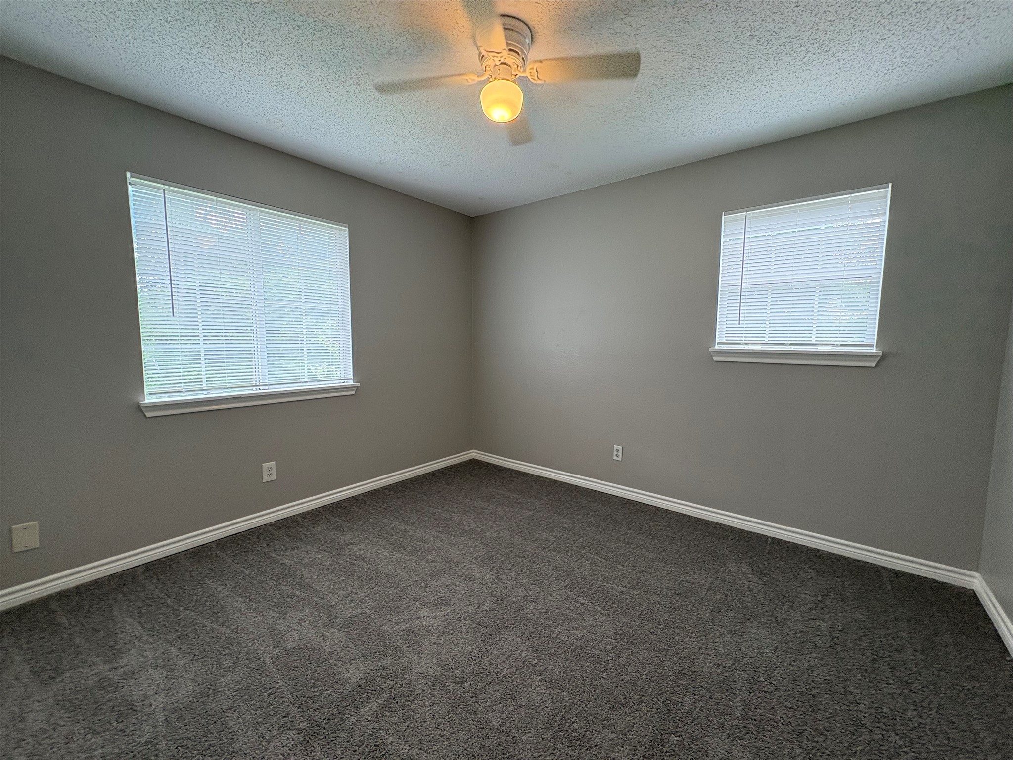 616 N 7th Street Midlothian TX 76065