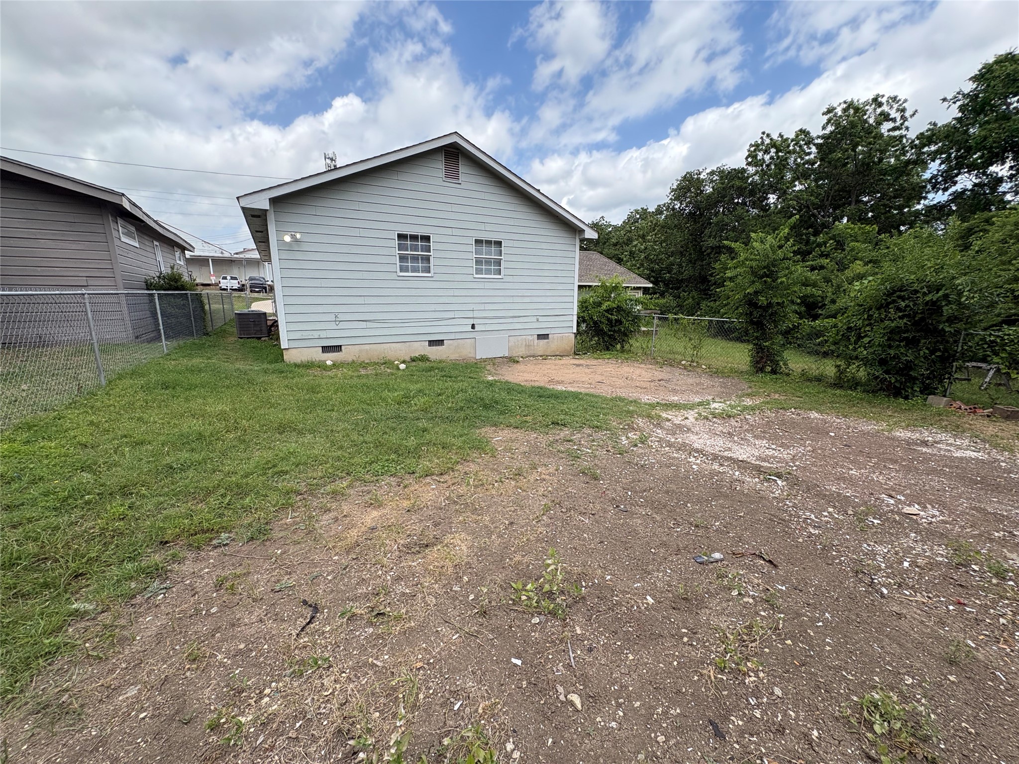 616 N 7th Street Midlothian TX 76065