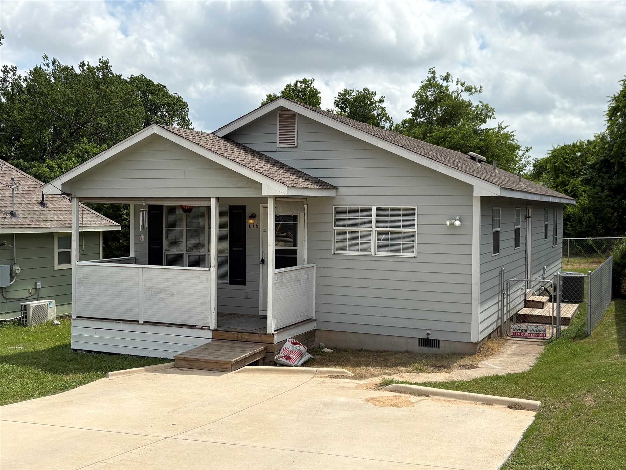 616 N 7th Street Midlothian TX 76065