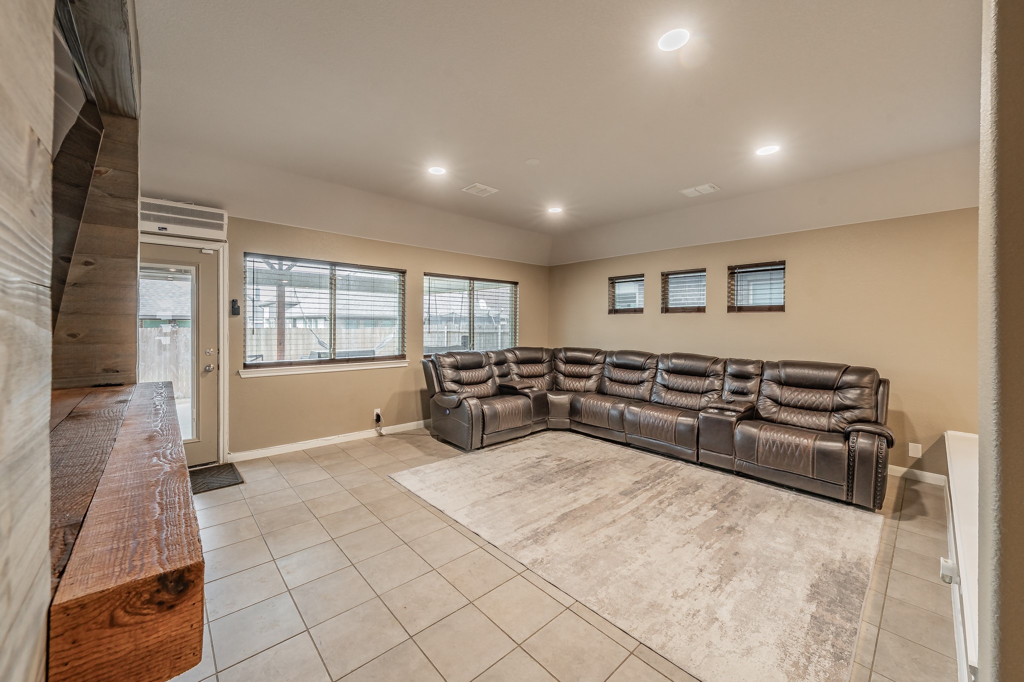 1116 Kingbird Lane Alvarado TX 76009
