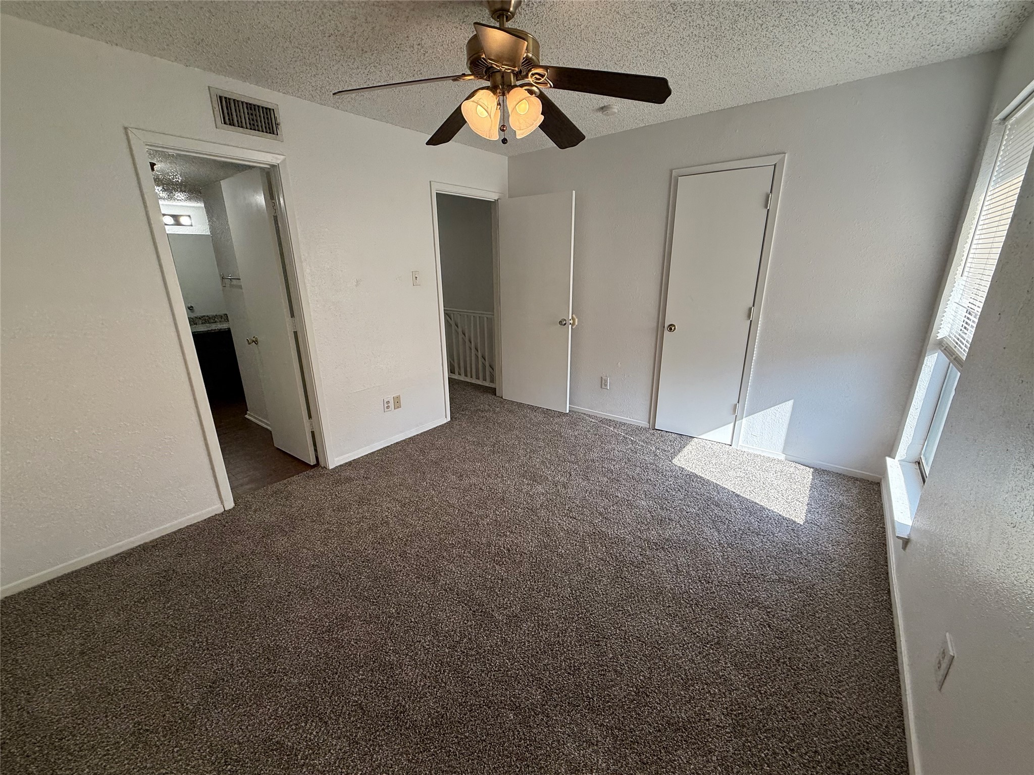 422 W 4th Street Kennedale TX 76060
