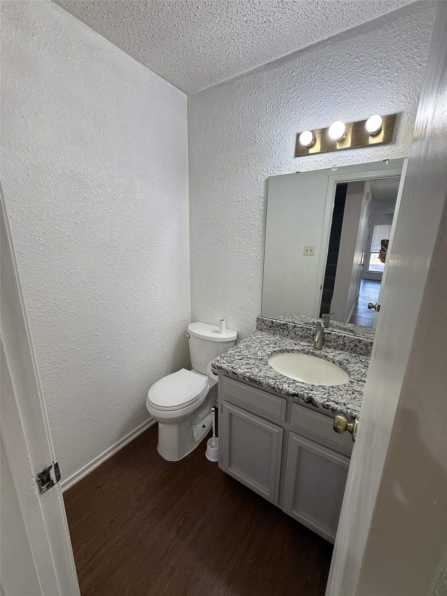 422 W 4th Street Kennedale TX 76060