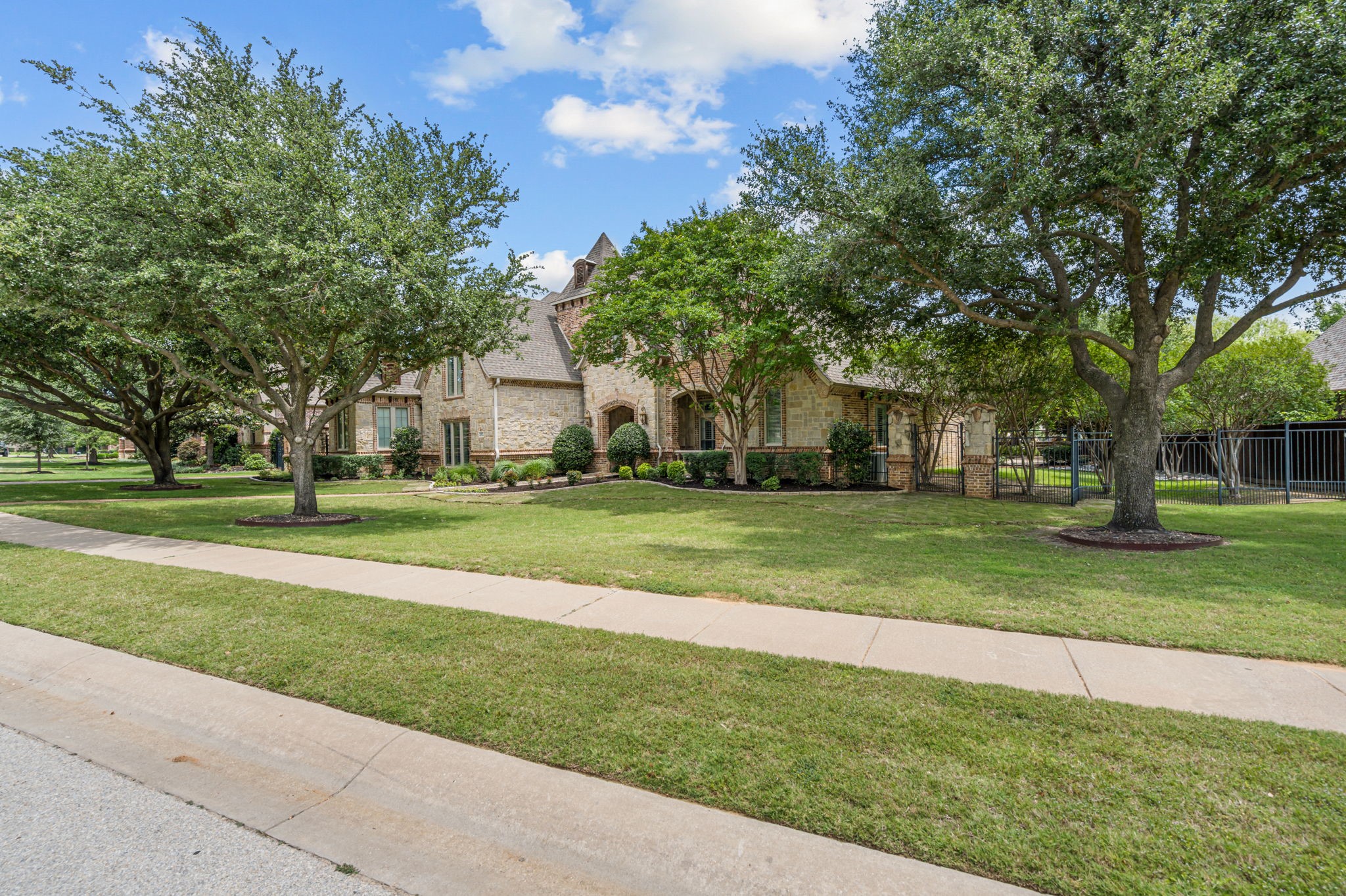 2617 Summit Ridge Drive Southlake TX 76092