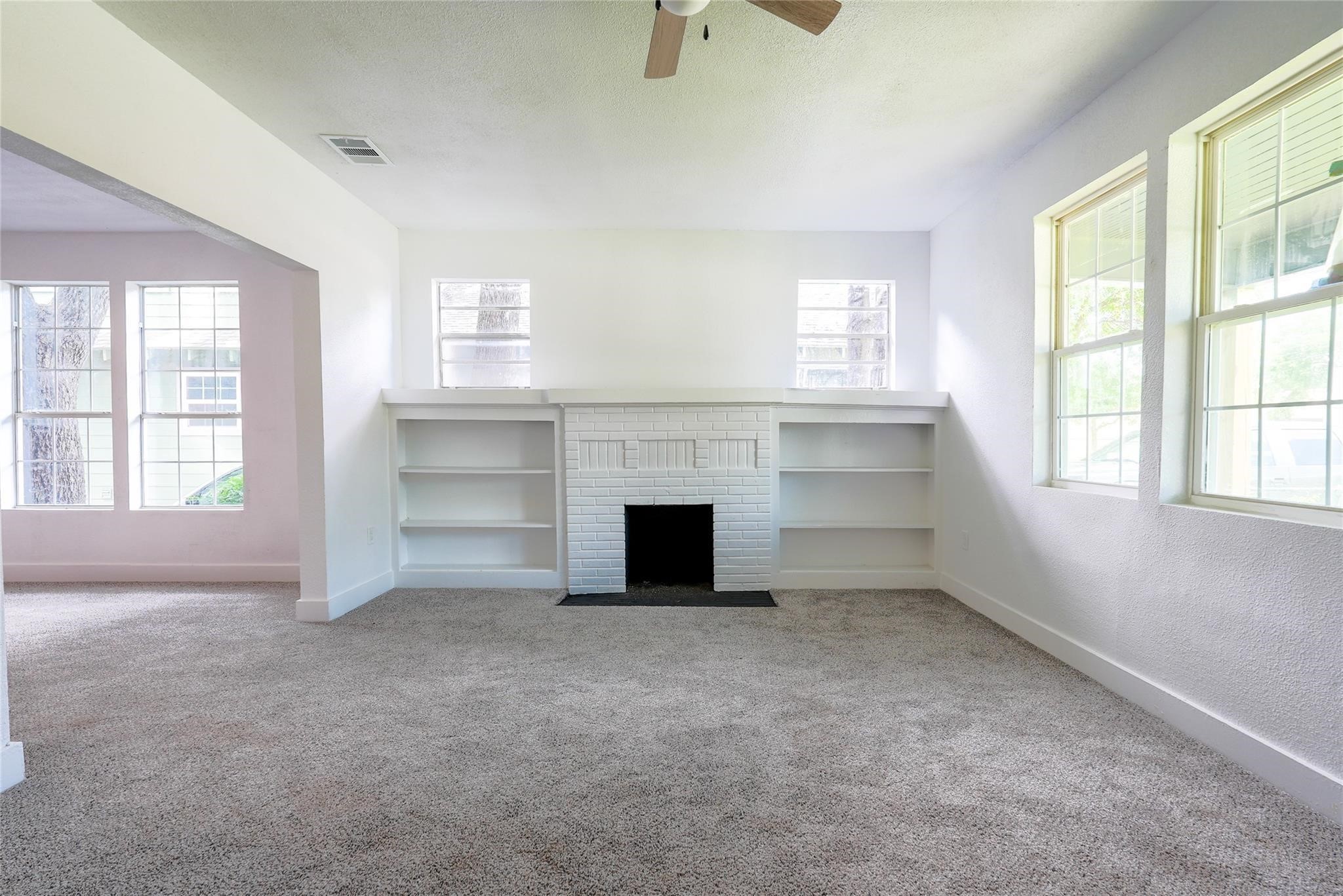 335 N Marsalis Avenue Dallas TX 75203