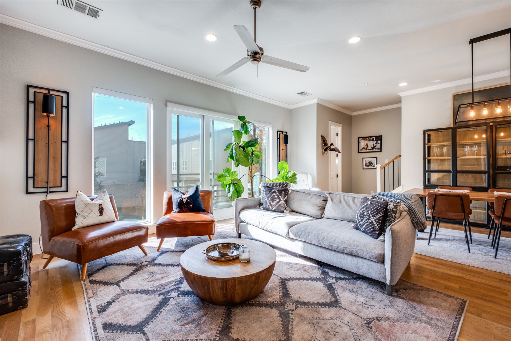 1262 N Prairie Avenue Dallas TX 75204