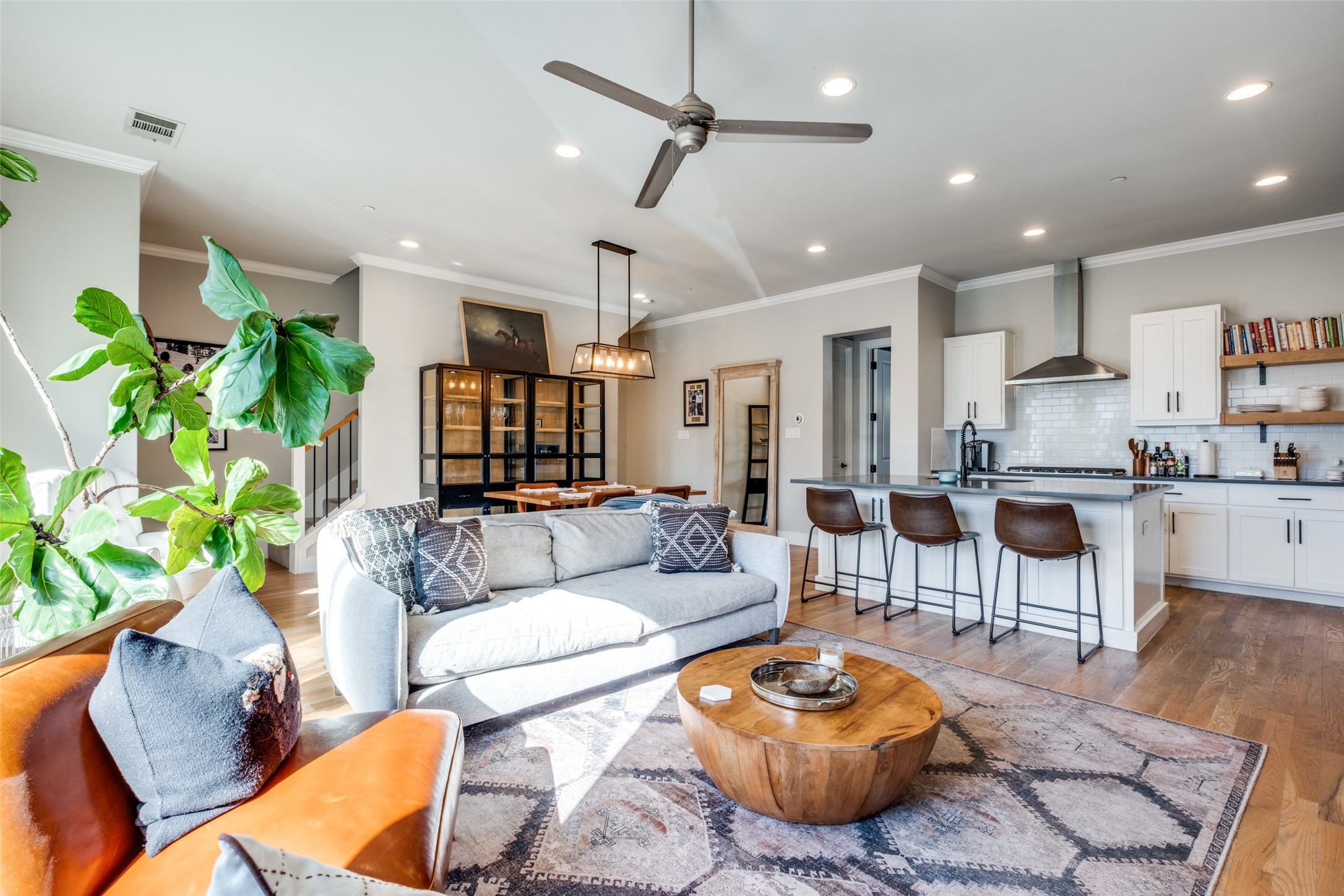 1262 N Prairie Avenue Dallas TX 75204
