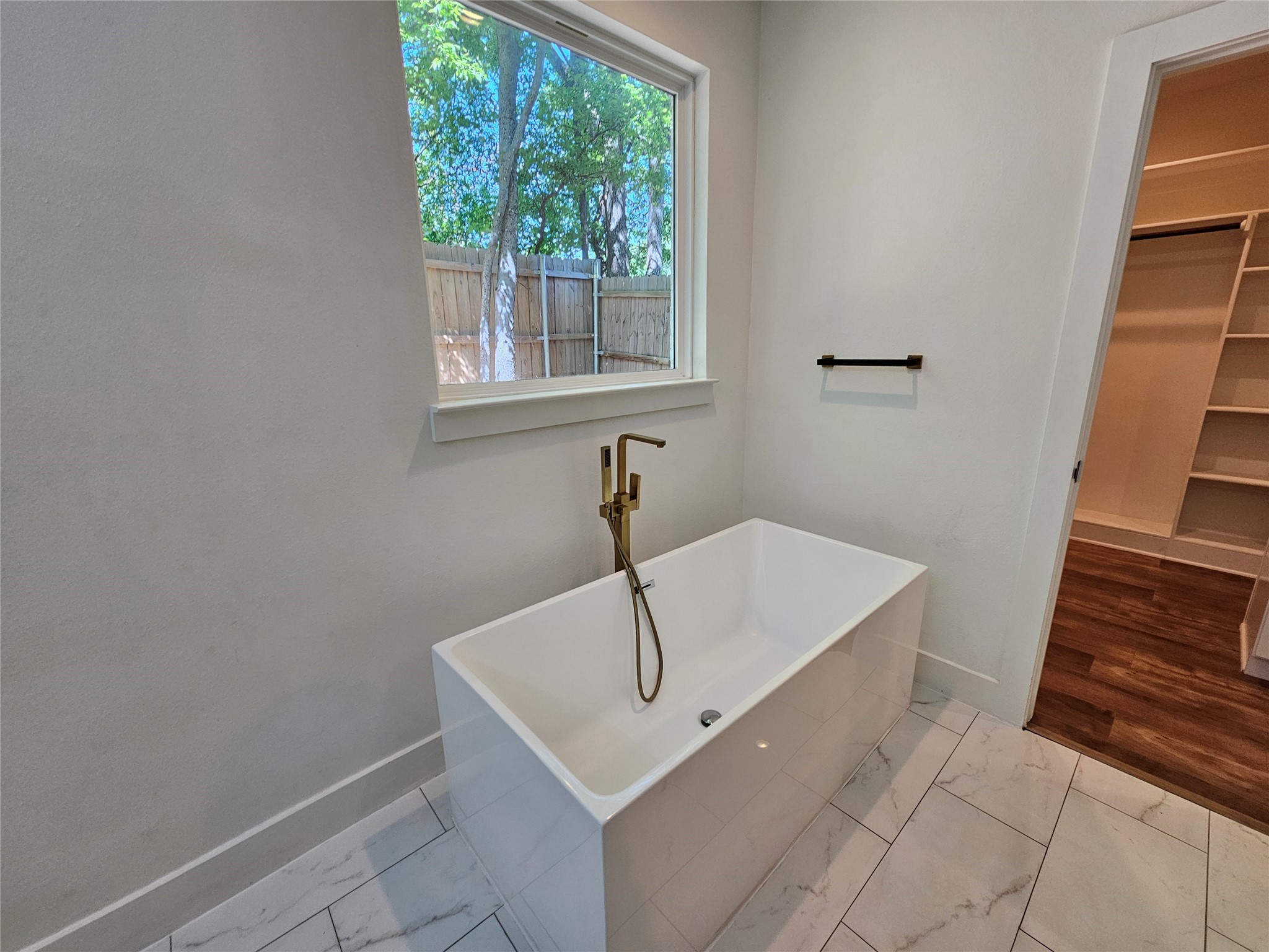 2374 Southwood Drive Dallas TX 75224