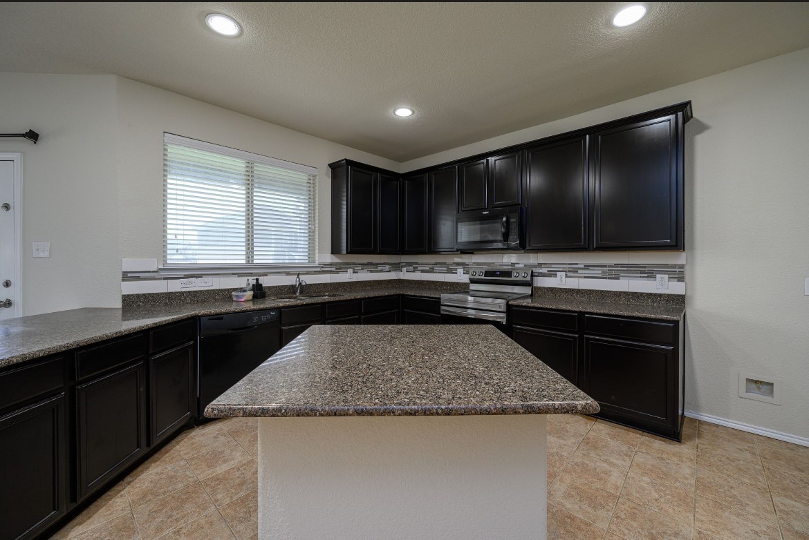 800 Cormorant Drive Sherman TX 75092