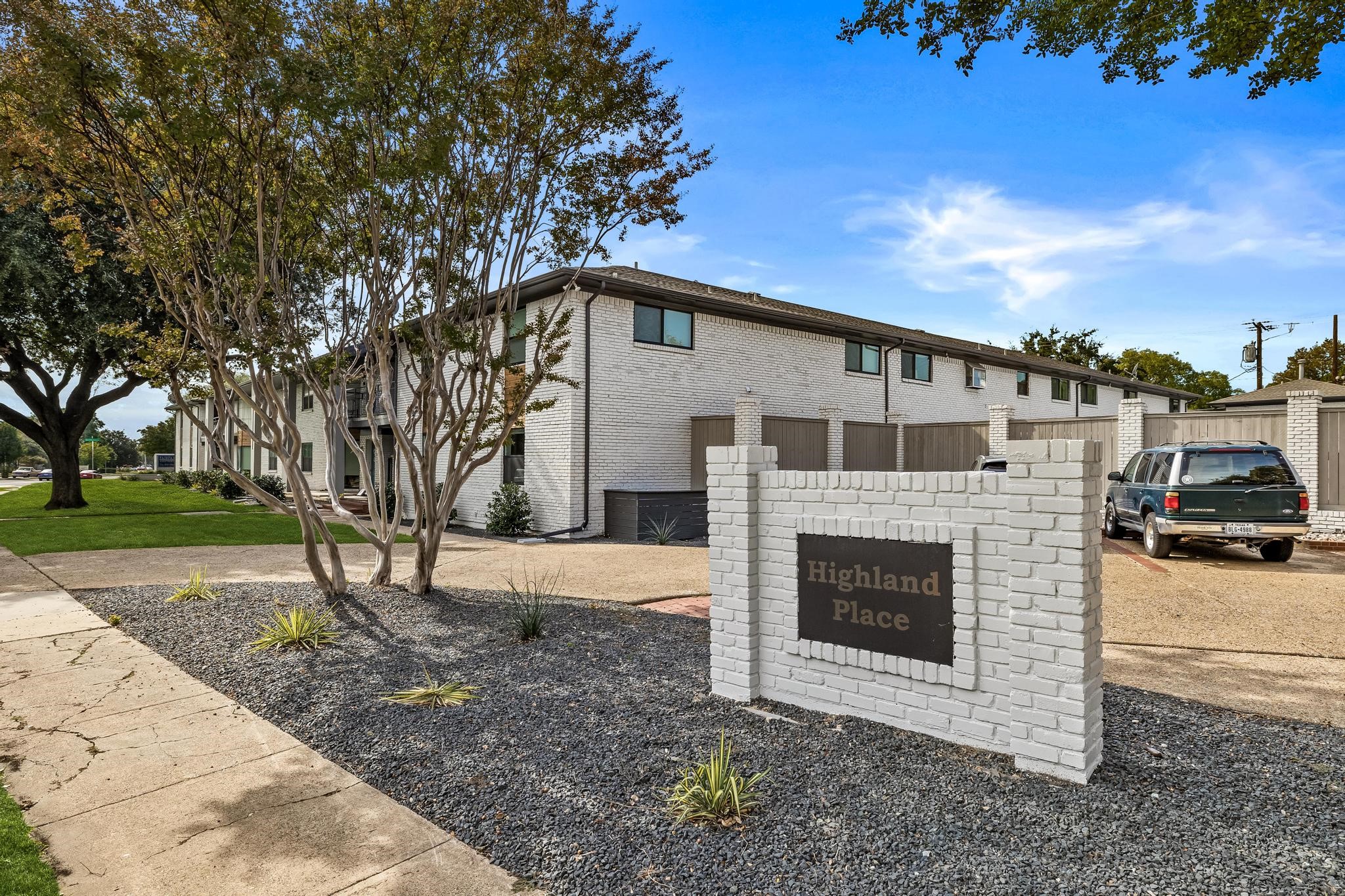 3925 Inwood Road Dallas TX 75209