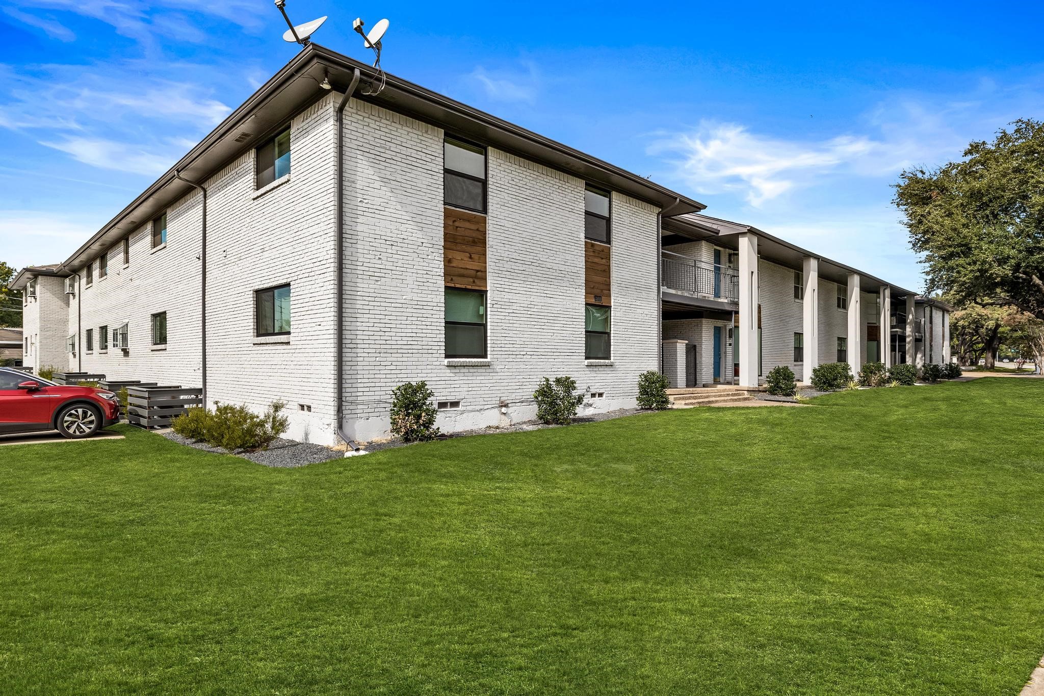 3925 Inwood Road Dallas TX 75209