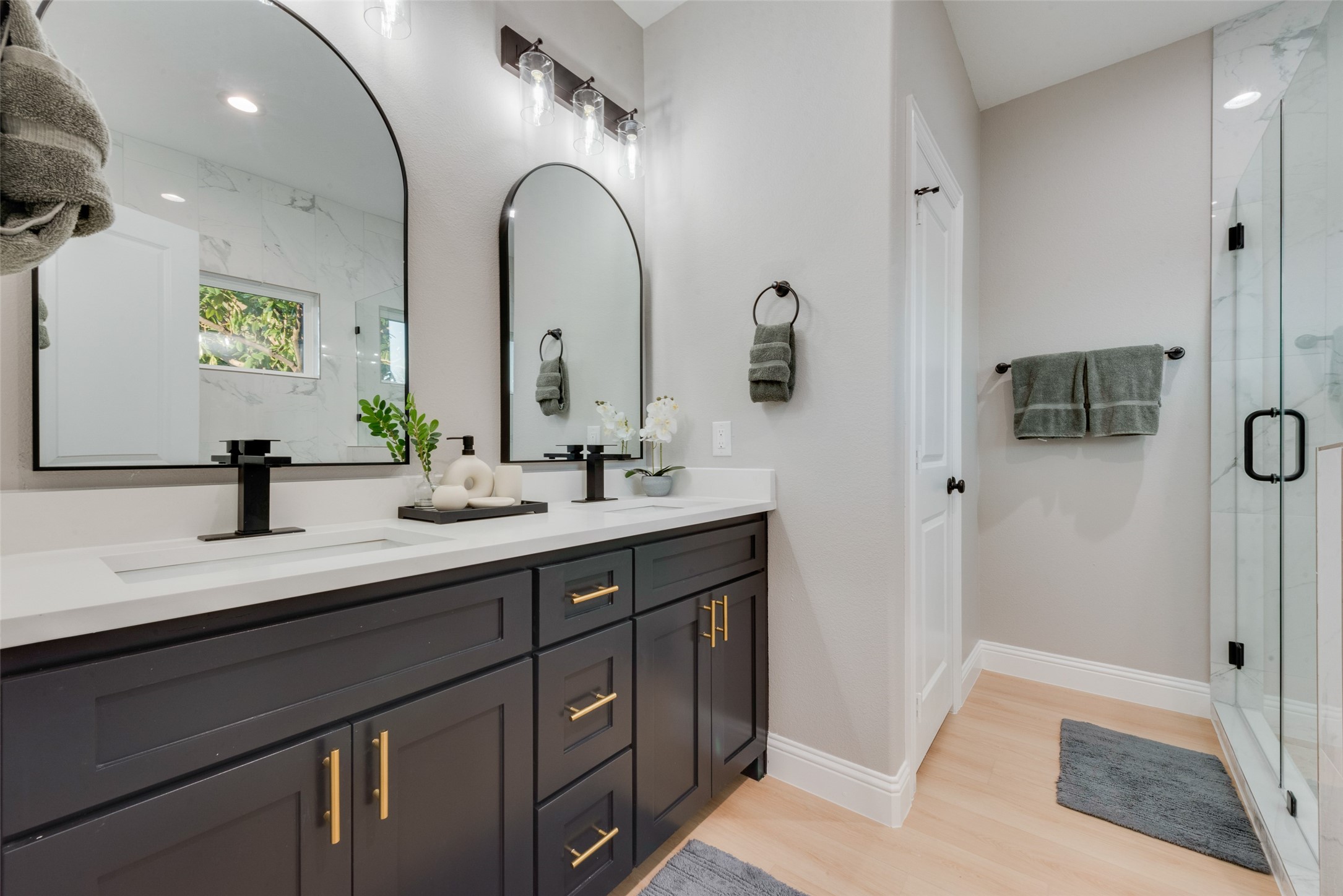 529 Pebblecreek Drive Garland TX 75040