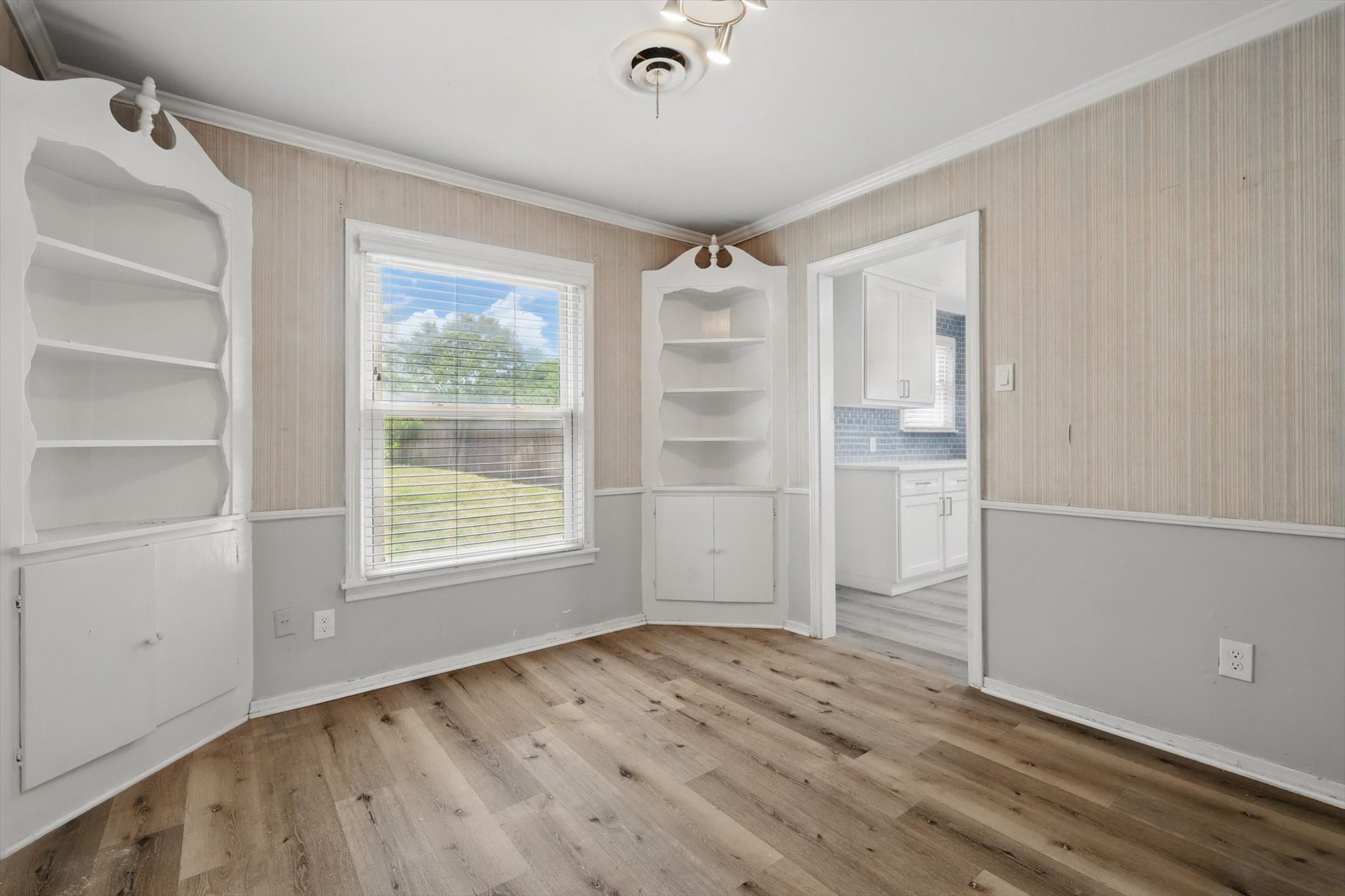 2104 W Lotus Avenue Fort Worth TX 76111