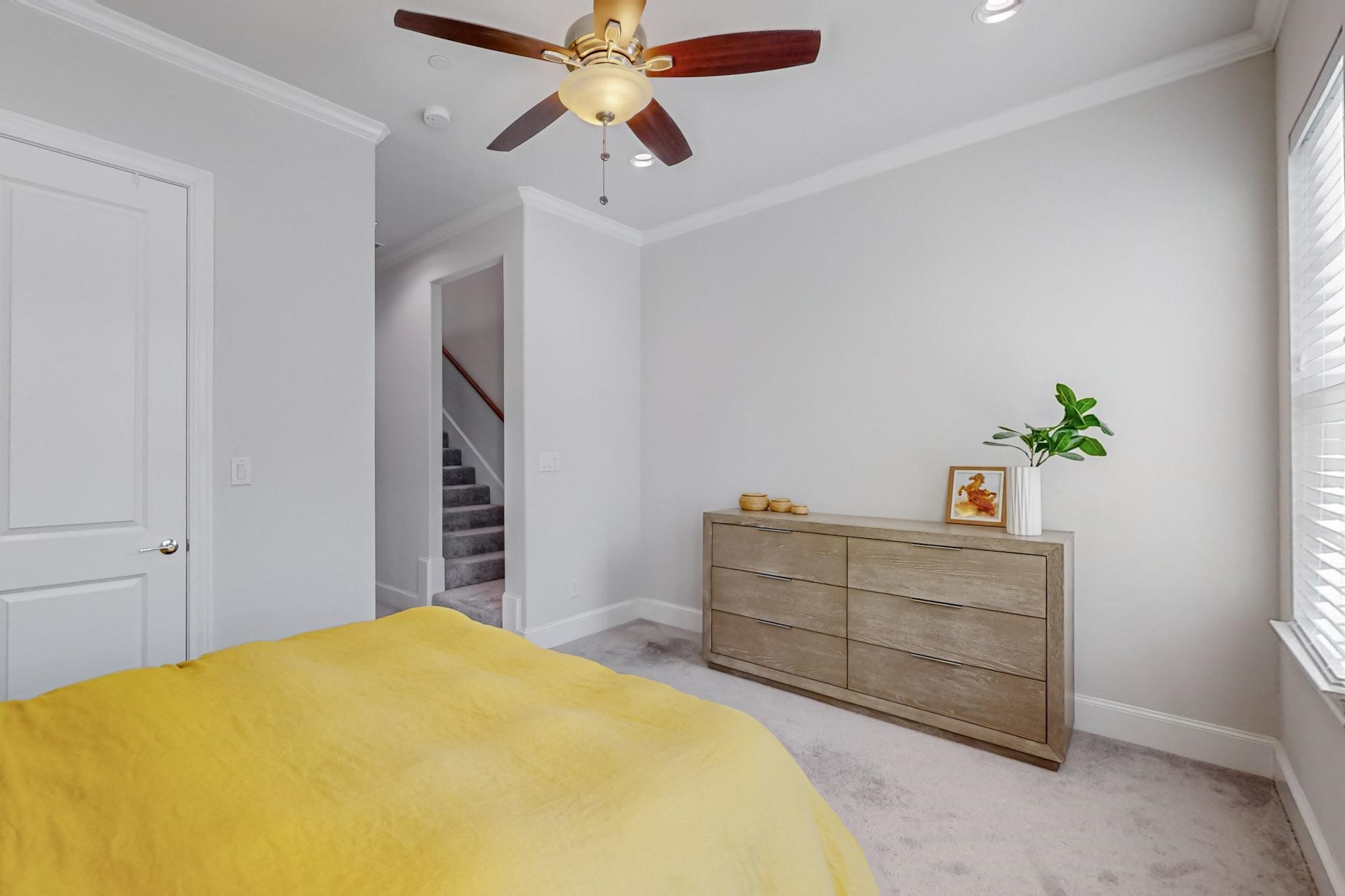 638 Dalton Lane Irving TX 75039