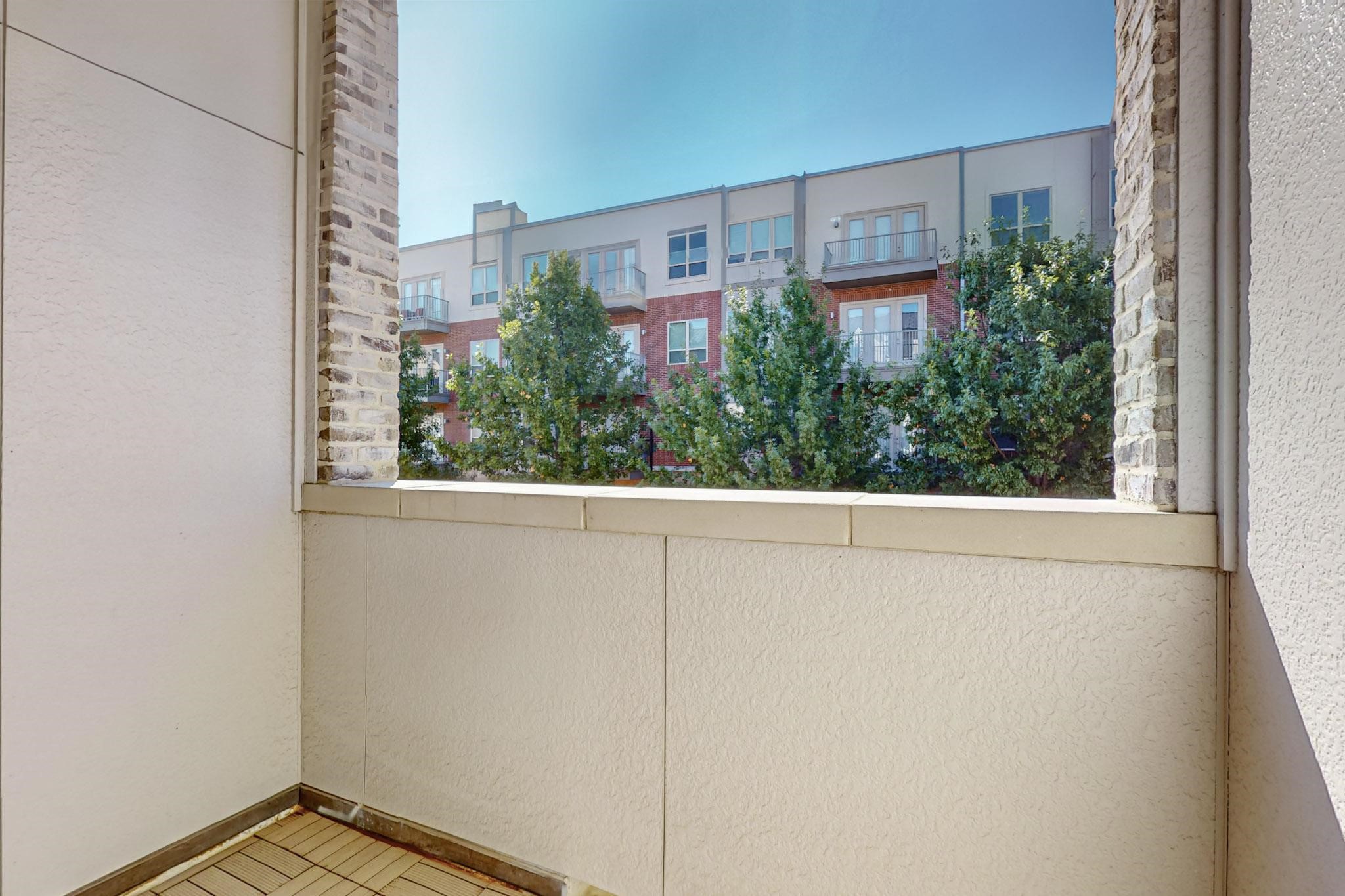 638 Dalton Lane Irving TX 75039