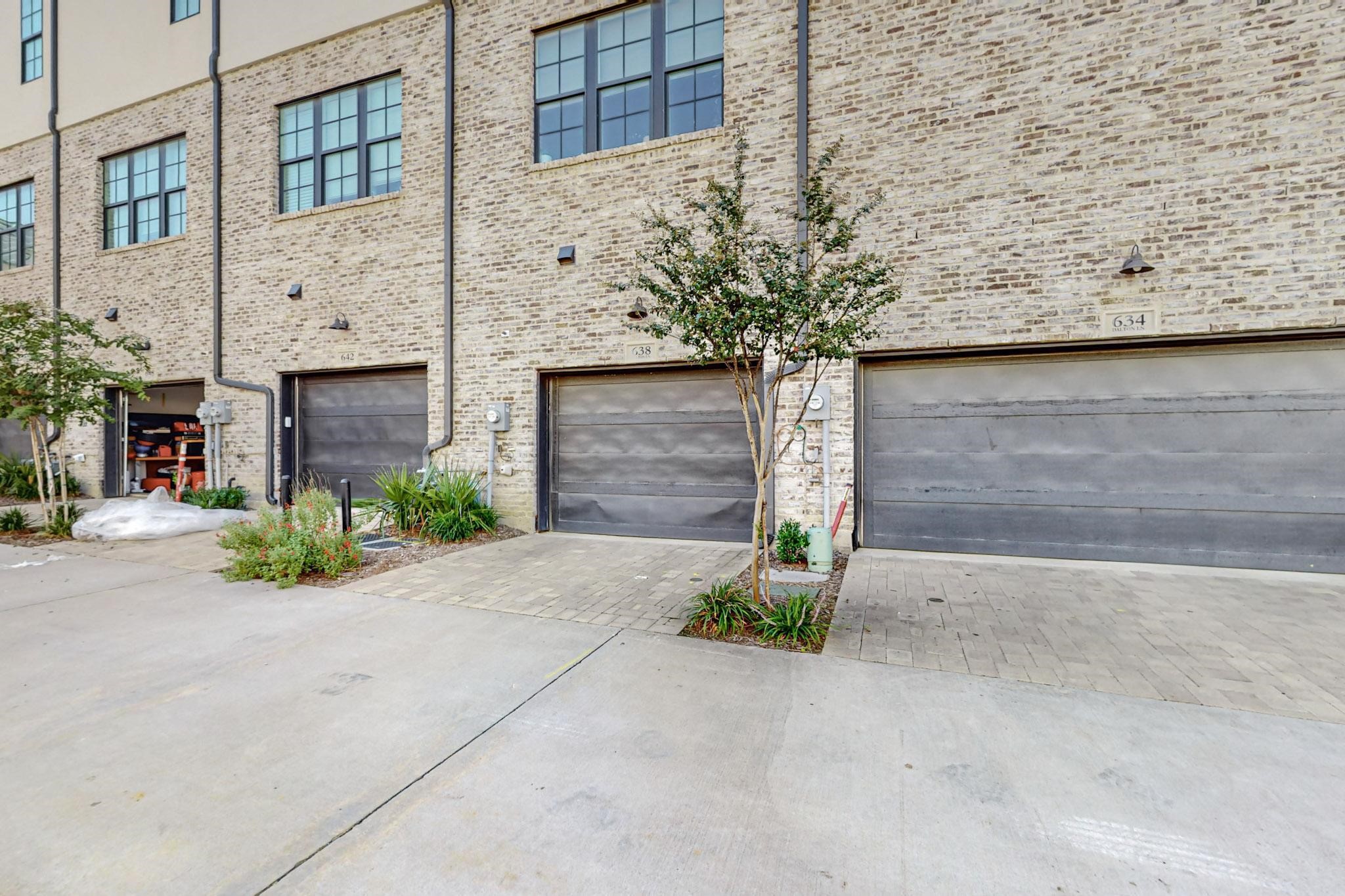 638 Dalton Lane Irving TX 75039