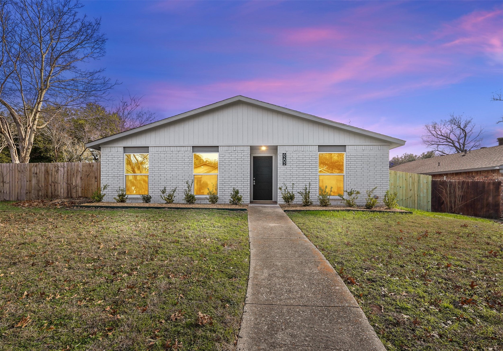 6202 Glenmoor Drive Garland TX 75043