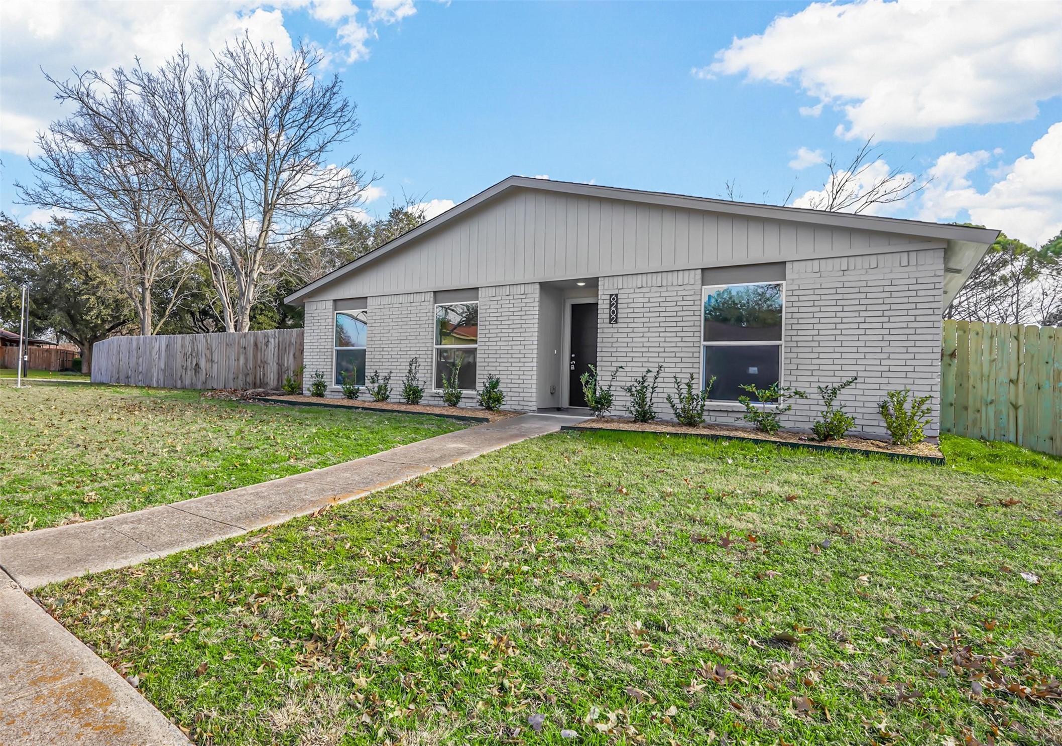 6202 Glenmoor Drive Garland TX 75043