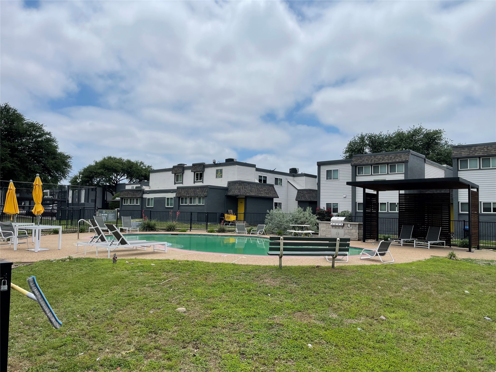 3300 Edgewood Drive Garland TX 75042