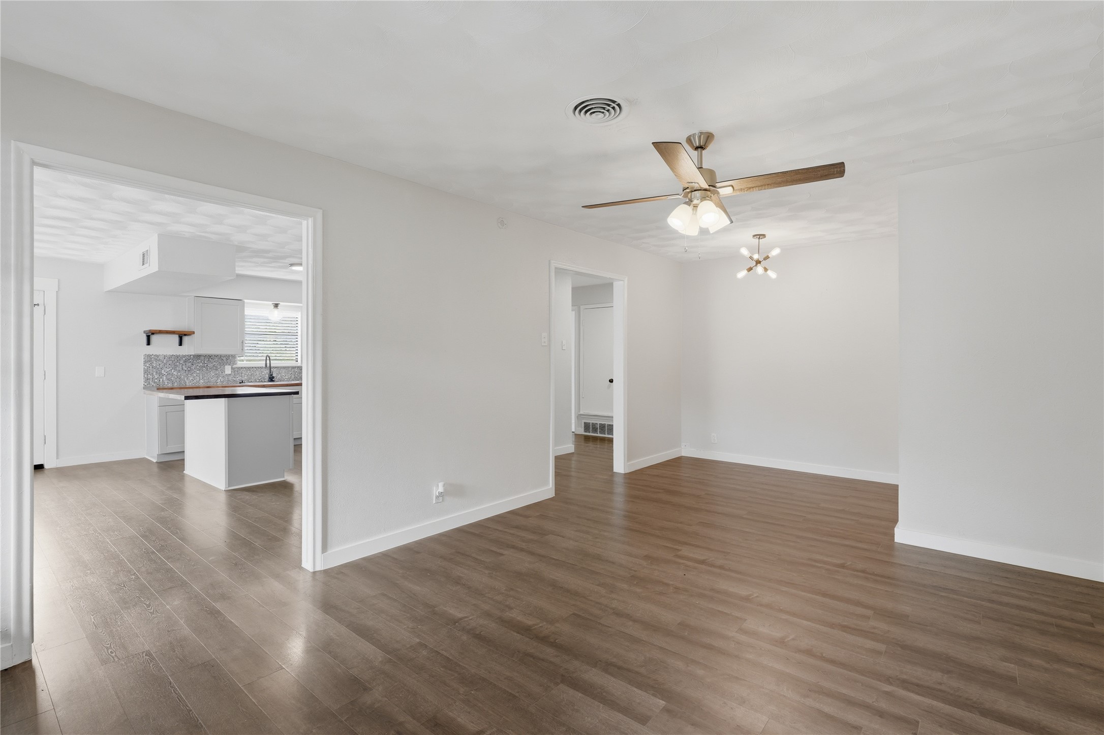 10803 Lake Gardens Drive Dallas TX 75218