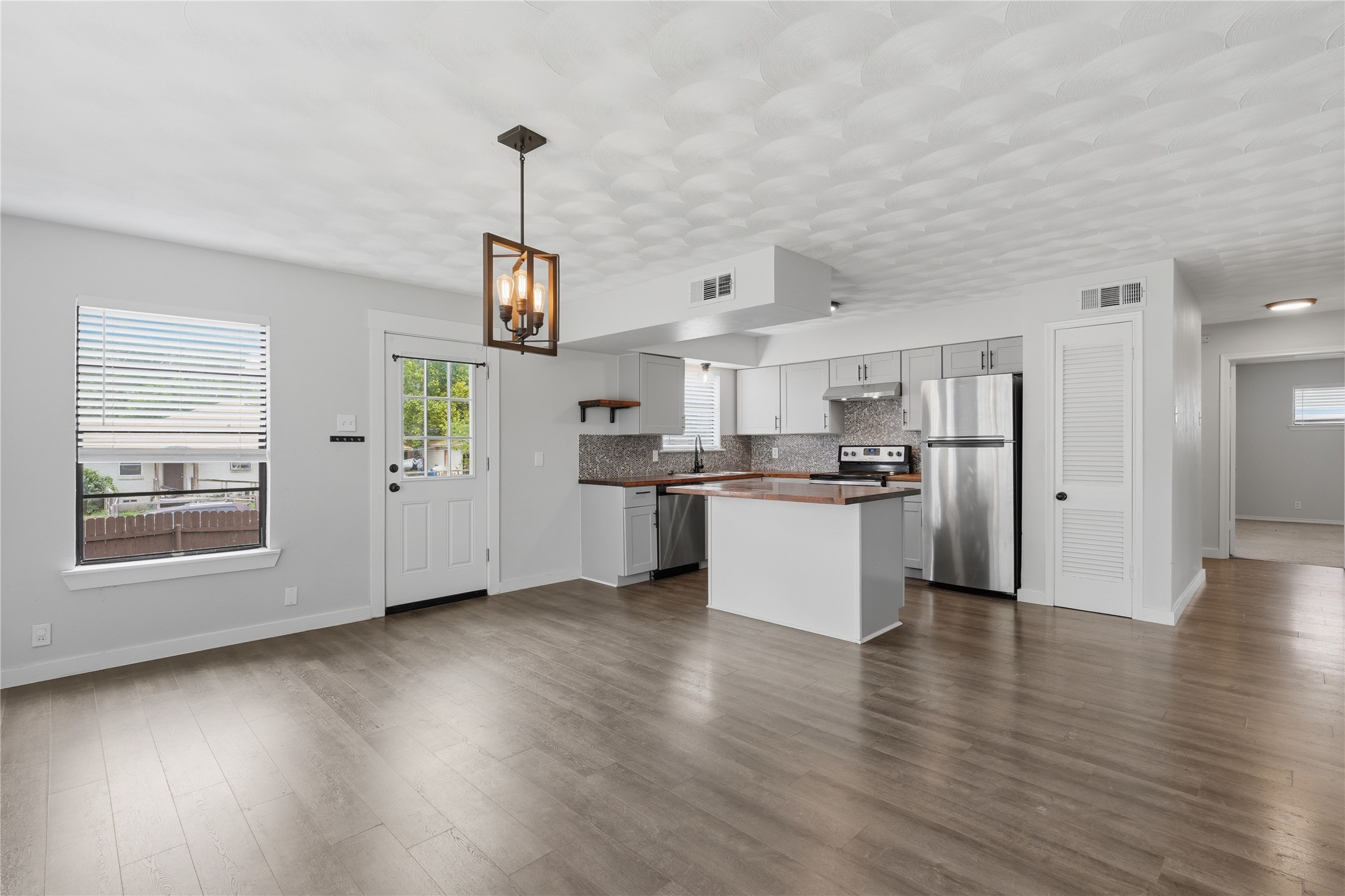 10803 Lake Gardens Drive Dallas TX 75218
