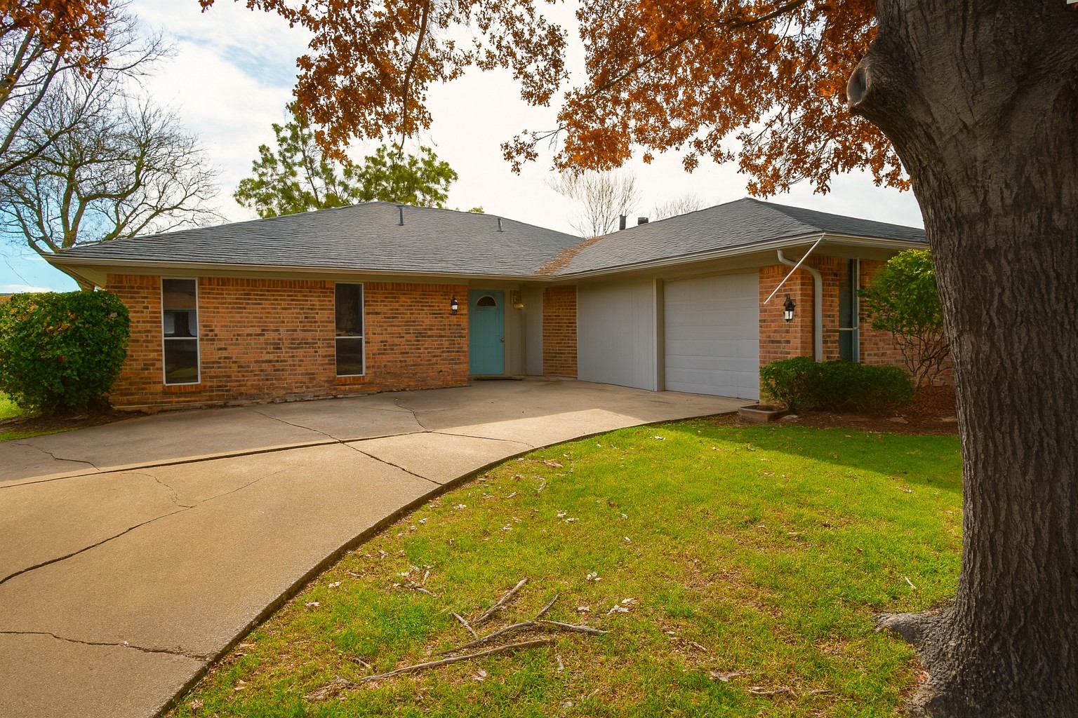 7210 Lakeshore Drive Rowlett TX 75089