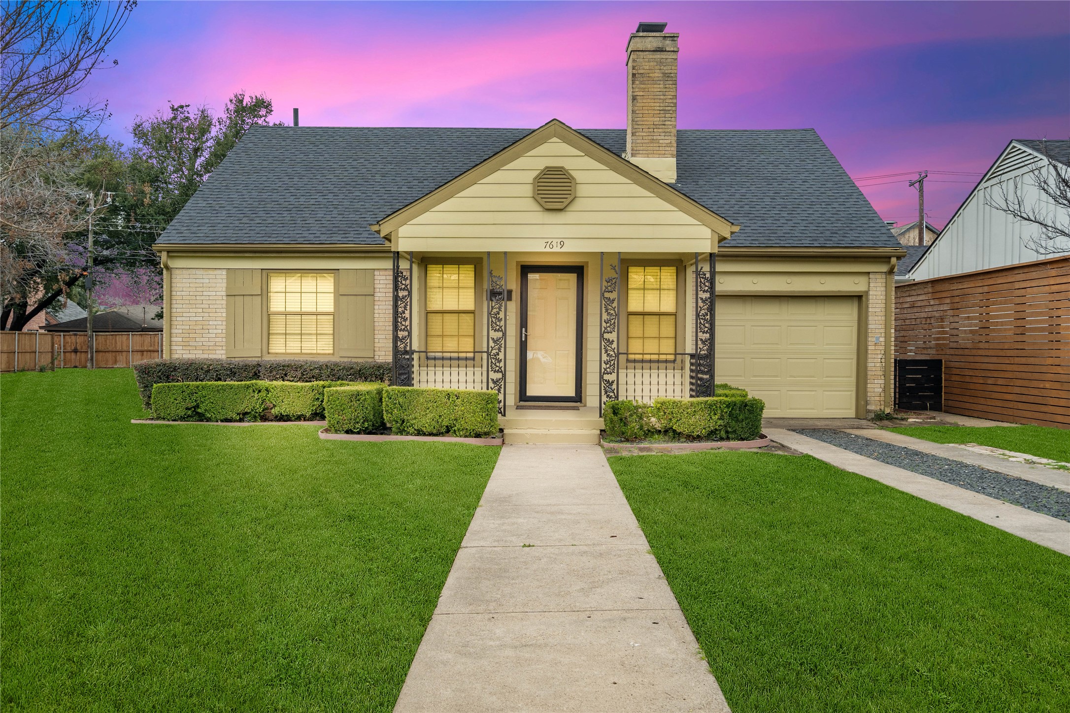 7619 Morton Street Dallas TX 75209