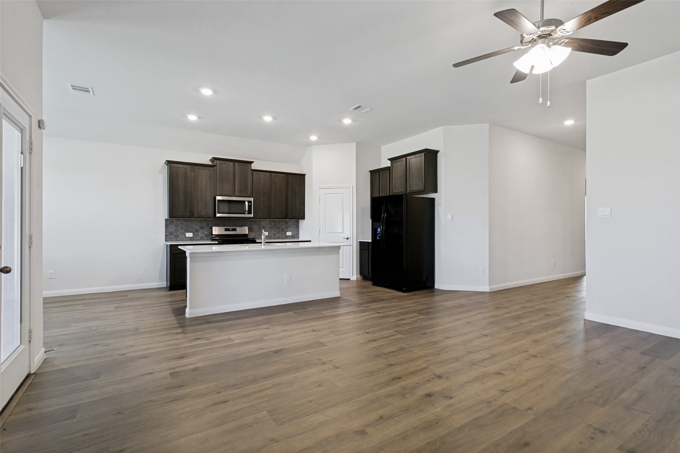 3011 Tahoka Springs Aubrey TX 76227