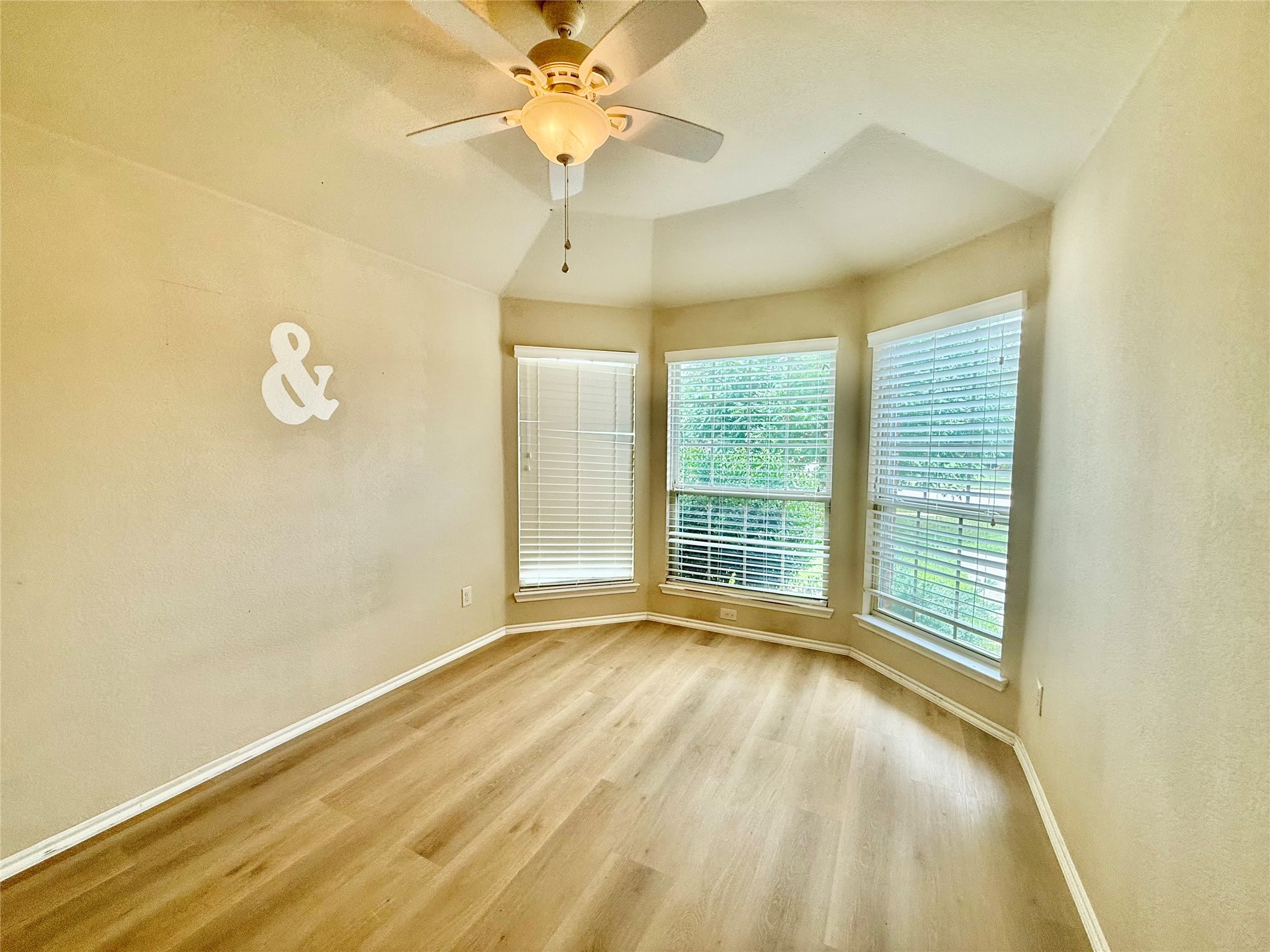 1108 Cheyenne Drive Aubrey TX 76227