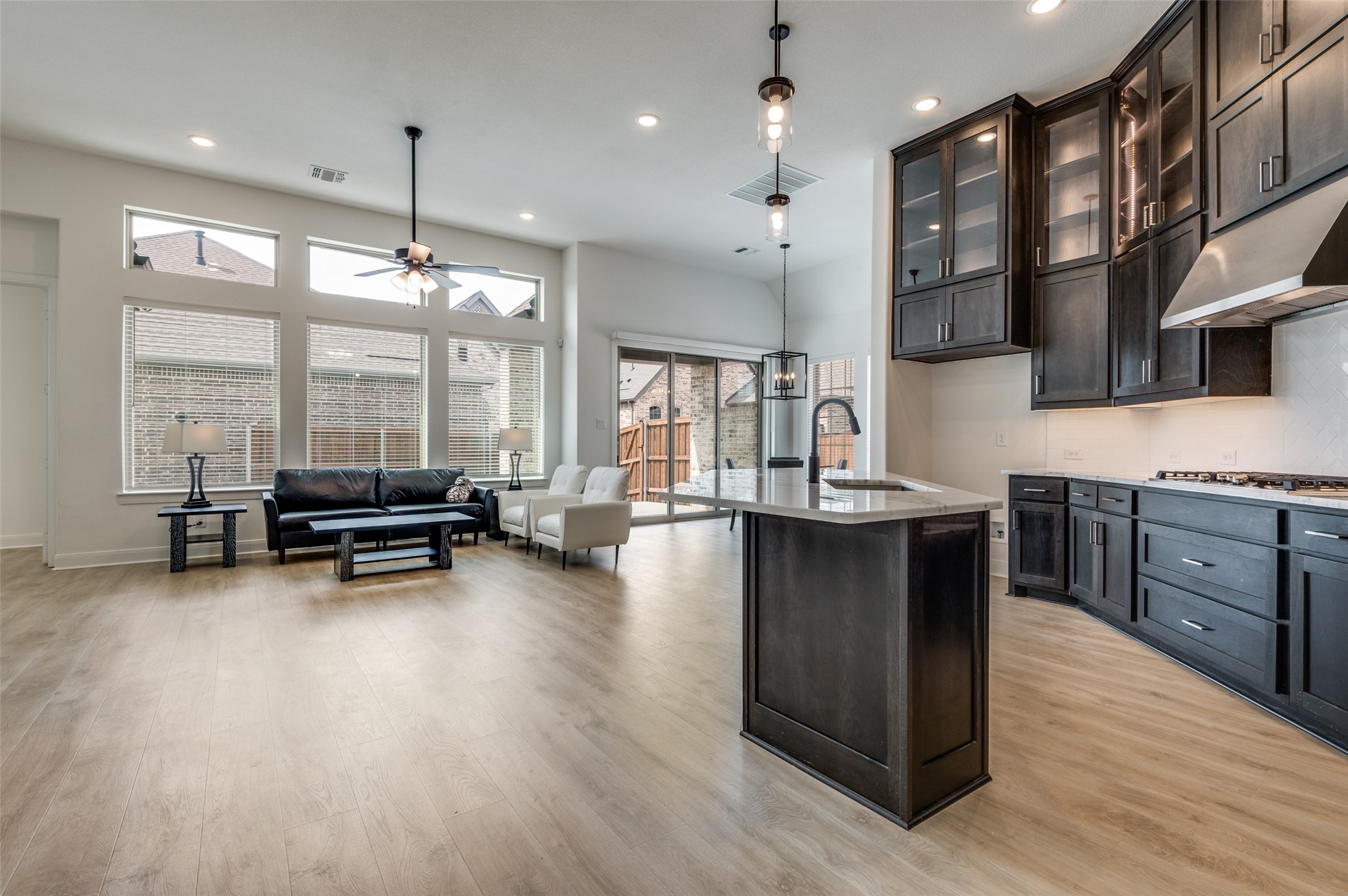 4800 Prairie Crest Lane Arlington TX 76005