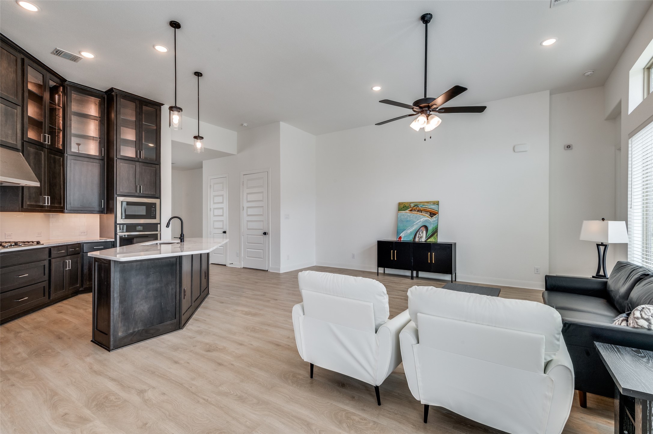 4800 Prairie Crest Lane Arlington TX 76005