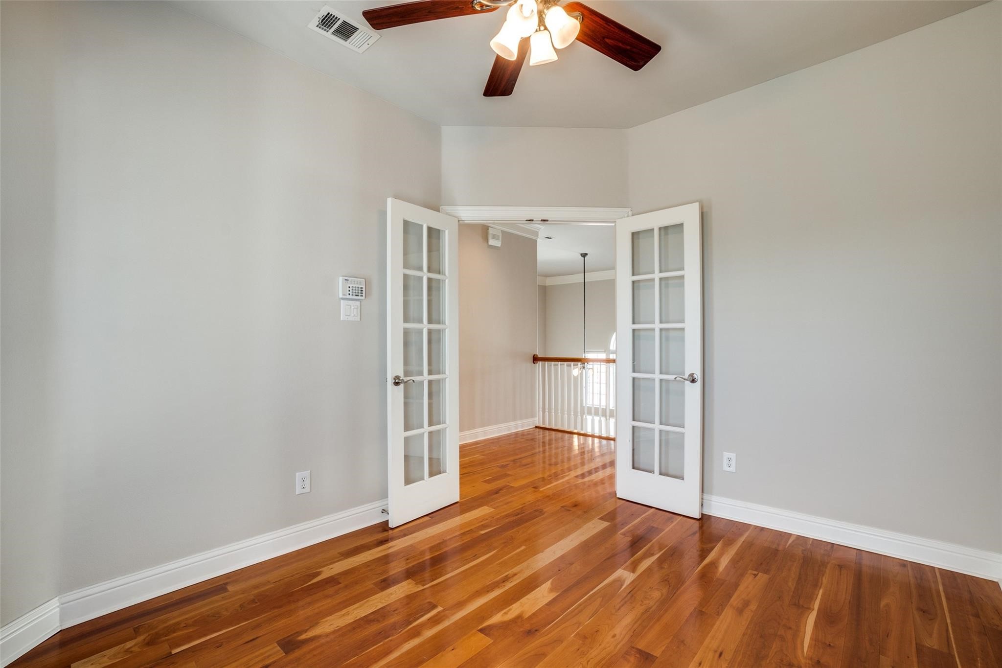 5827 Lewis Street Dallas TX 75206