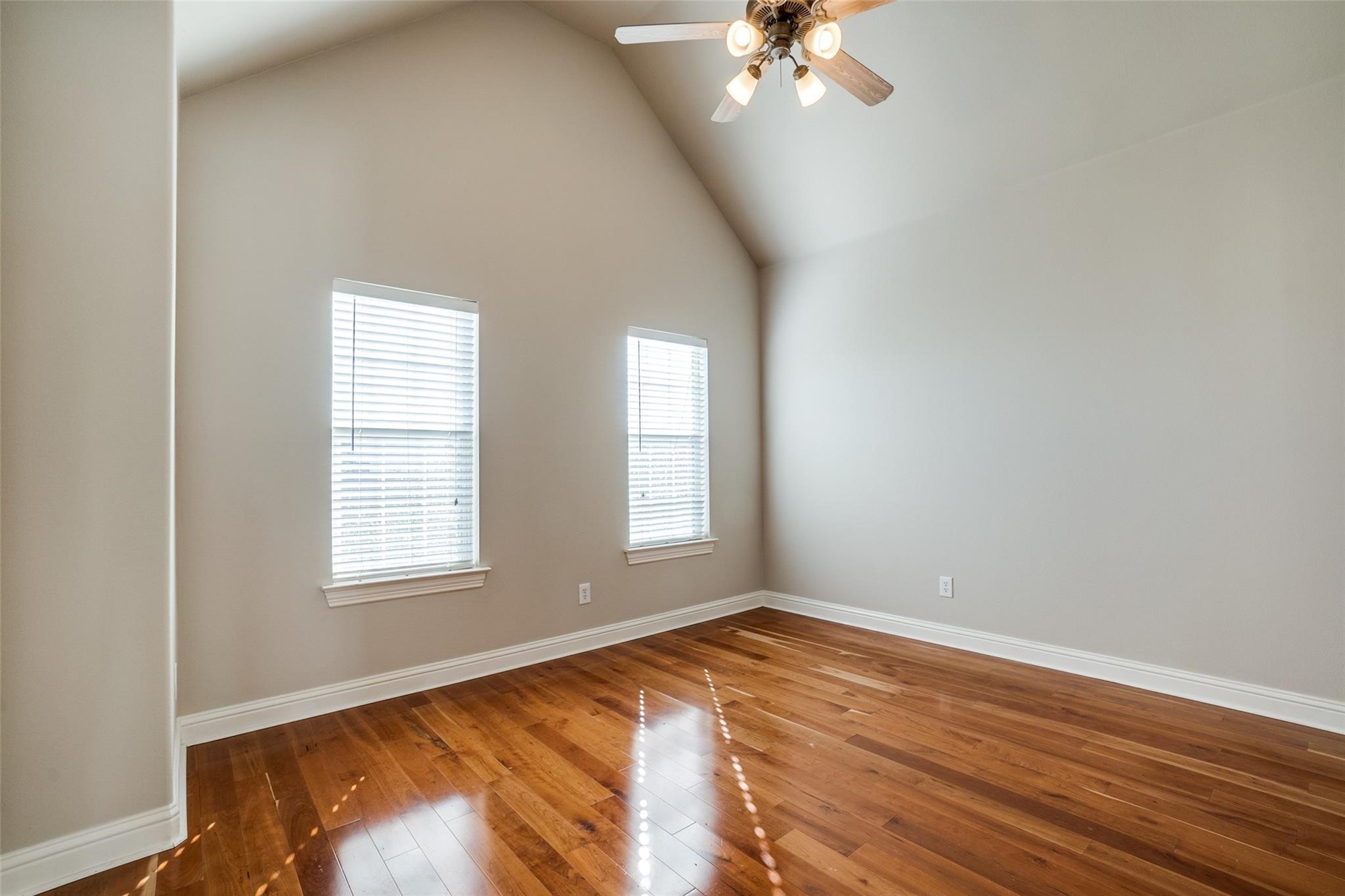 5827 Lewis Street Dallas TX 75206