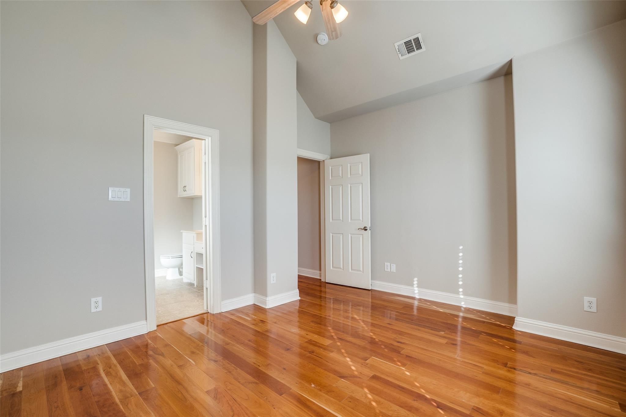 5827 Lewis Street Dallas TX 75206