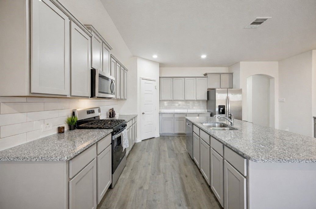 9729 Gooseneck Drive Aubrey TX 76227