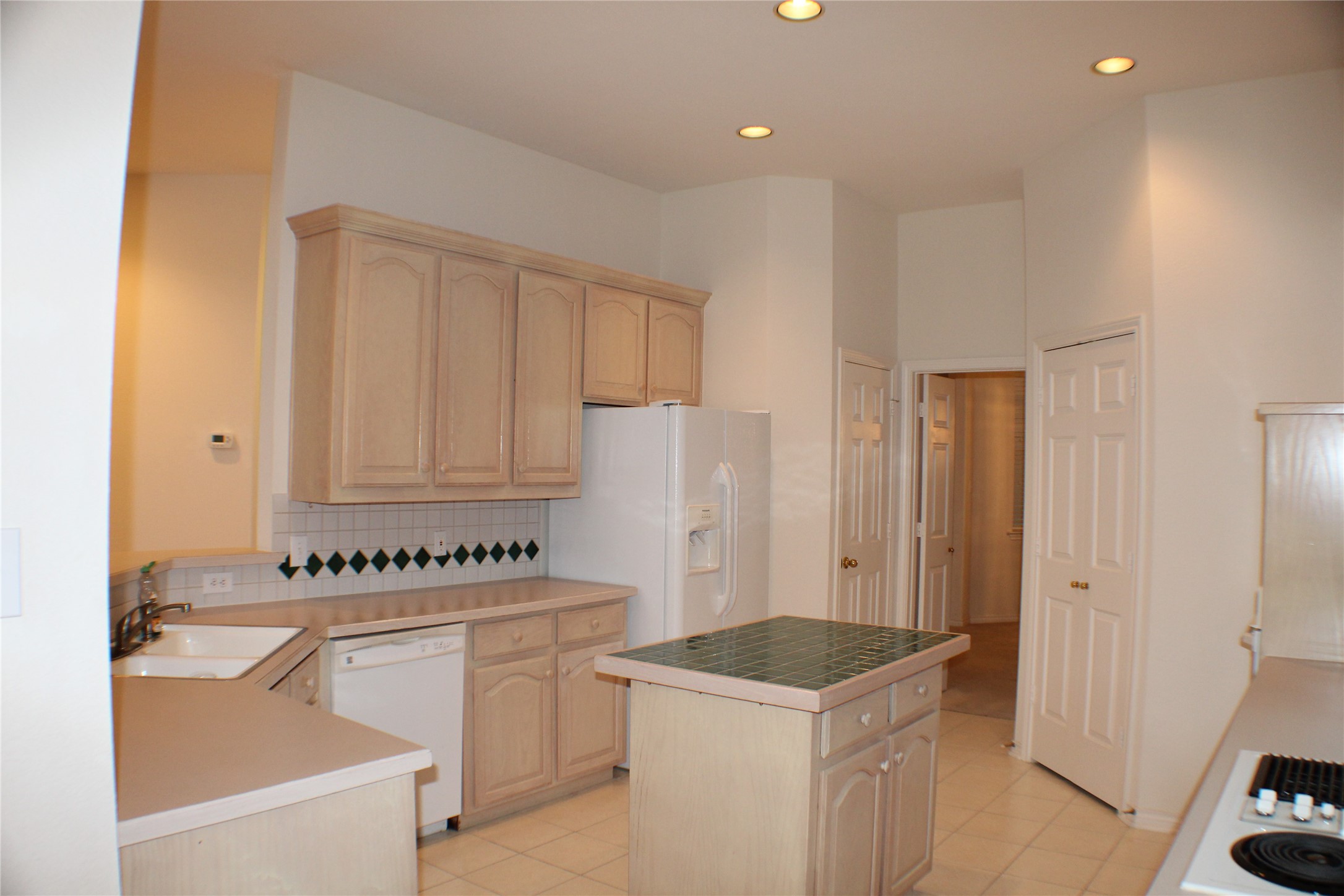 7017 Dogwood Creek Lane Dallas TX 75252