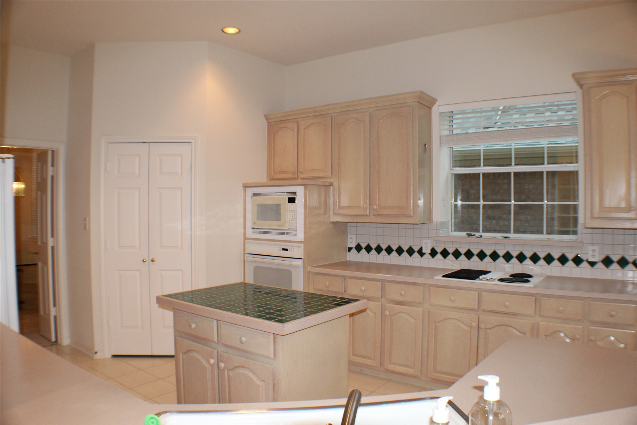 7017 Dogwood Creek Lane Dallas TX 75252