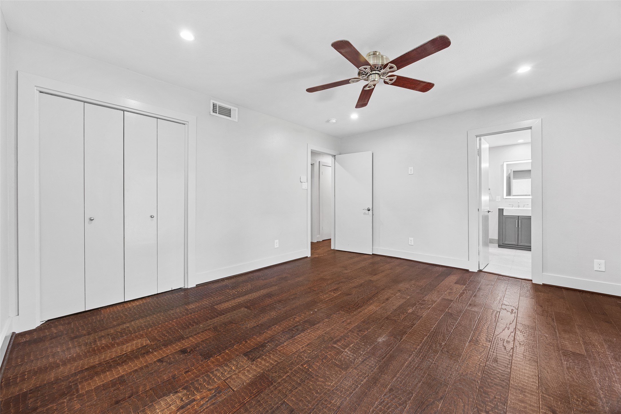 3945 Clubway Lane Farmers Branch TX 75244