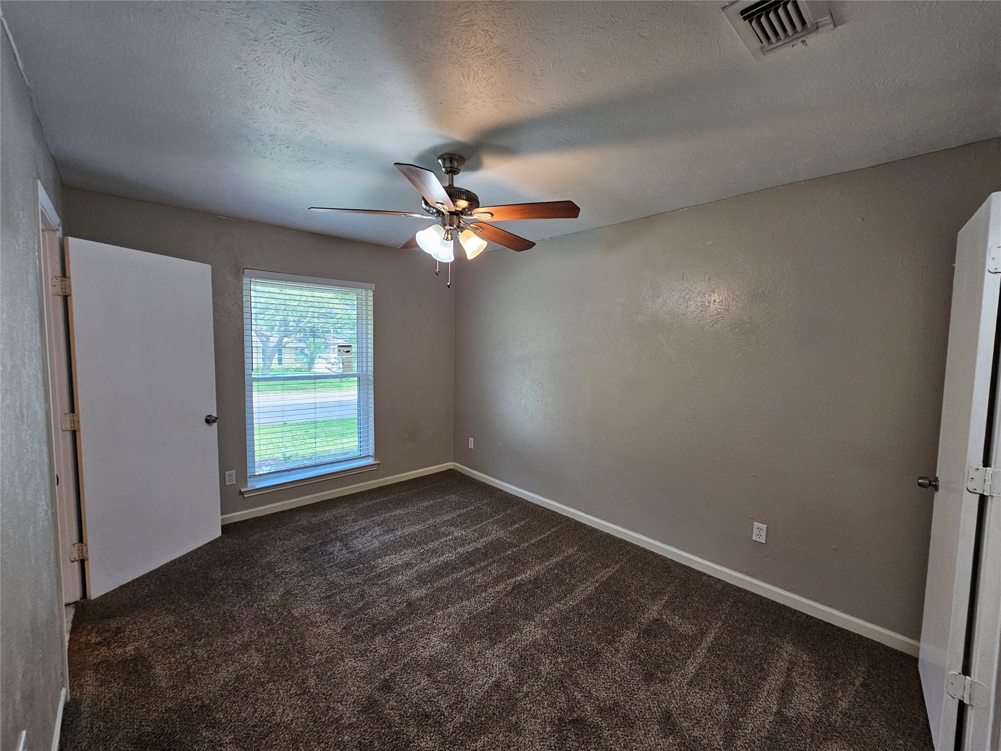 216 Wesley Drive Desoto TX 75115