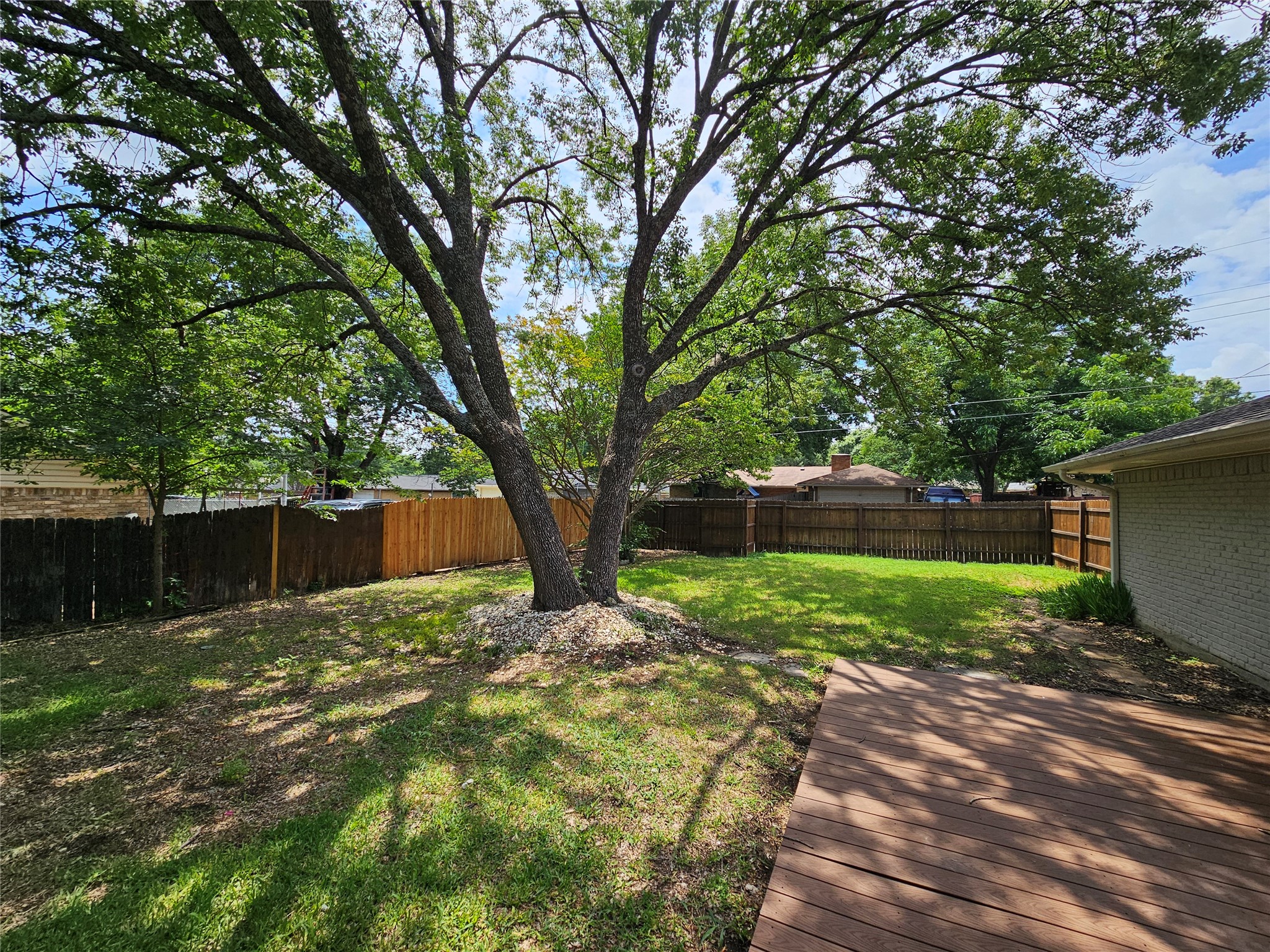 216 Wesley Drive Desoto TX 75115