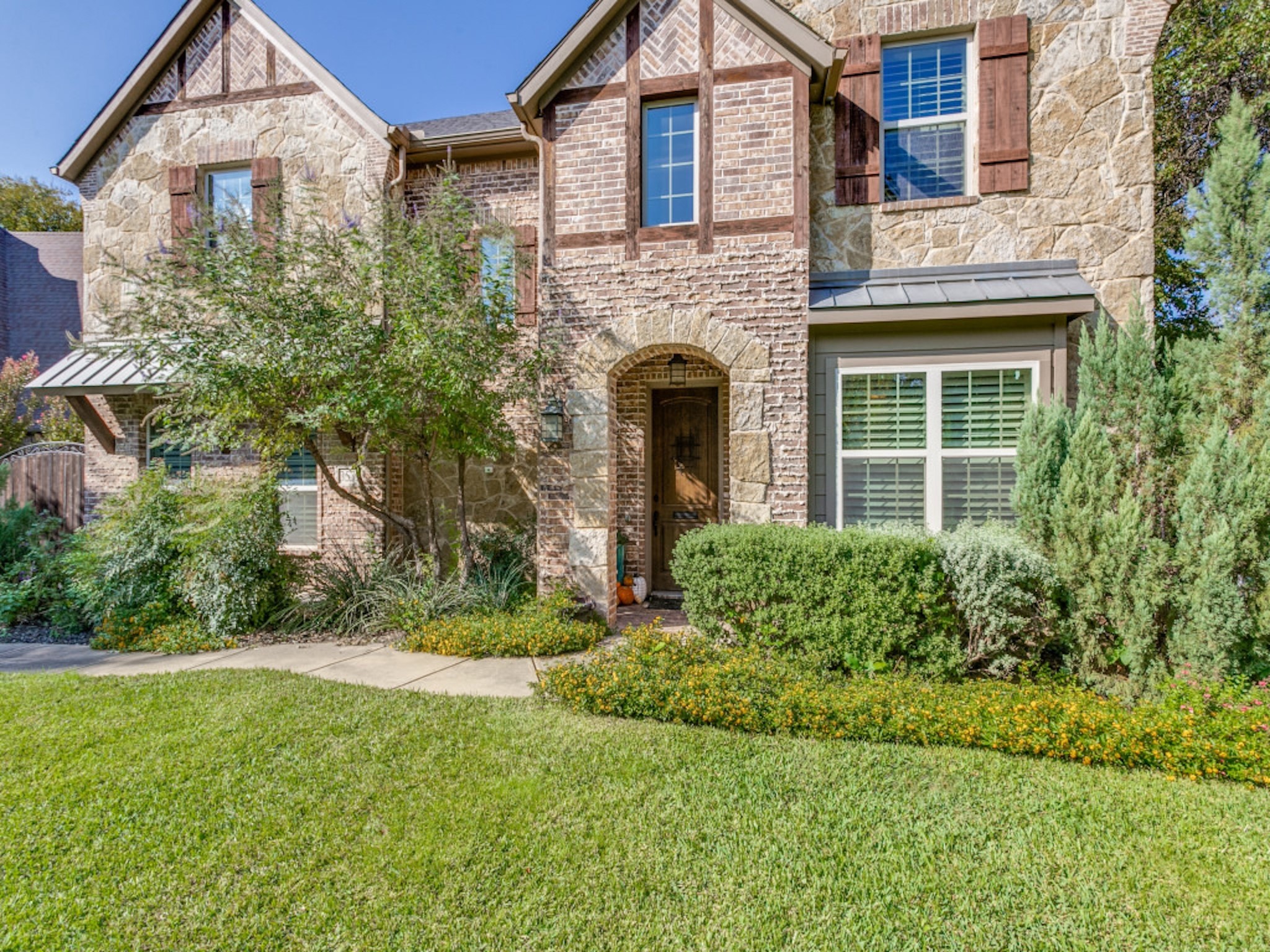 3535 Flaxley Drive Dallas TX 75229